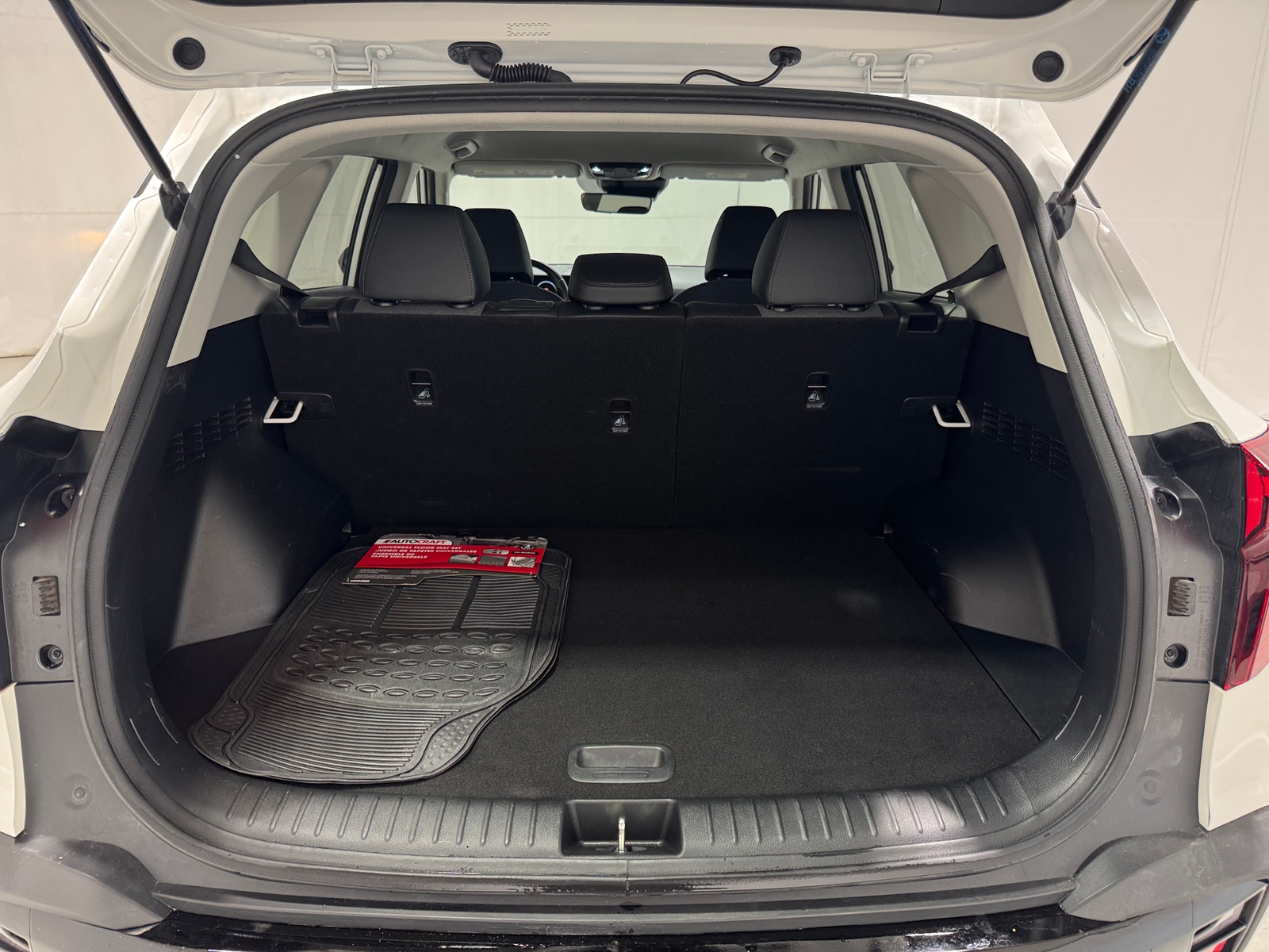 Thumbnail: 2024 Kia Seltos - 7