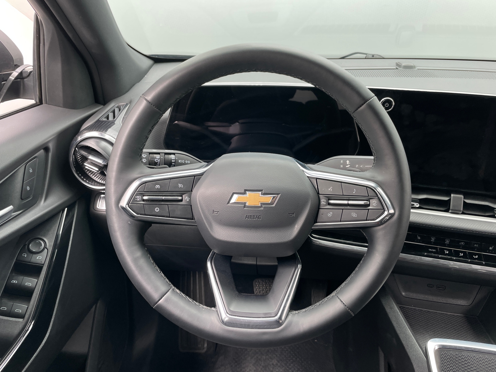 Thumbnail: 2025 Chevrolet Equinox - 5