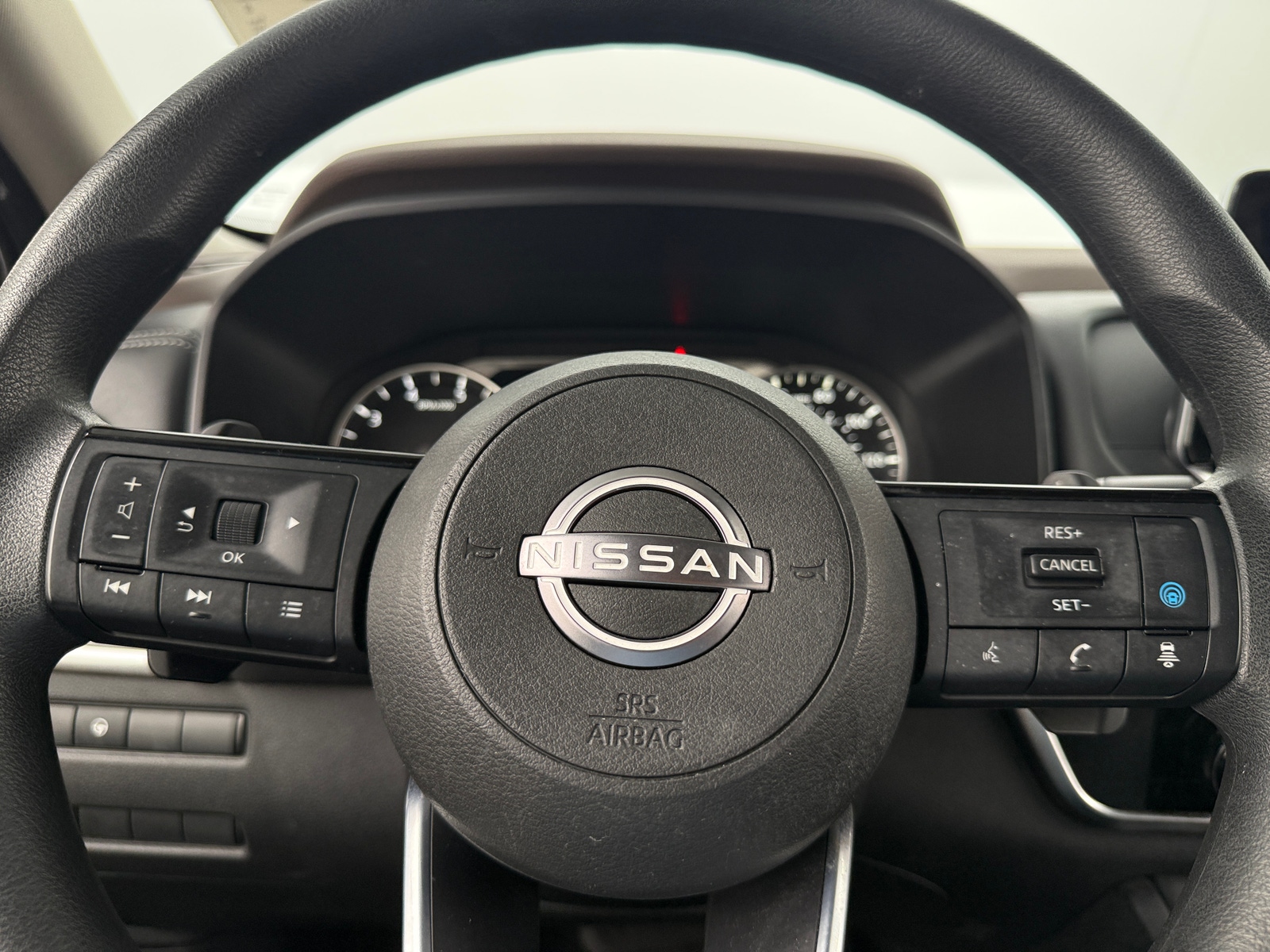 Thumbnail: 2023 Nissan Rogue - 5