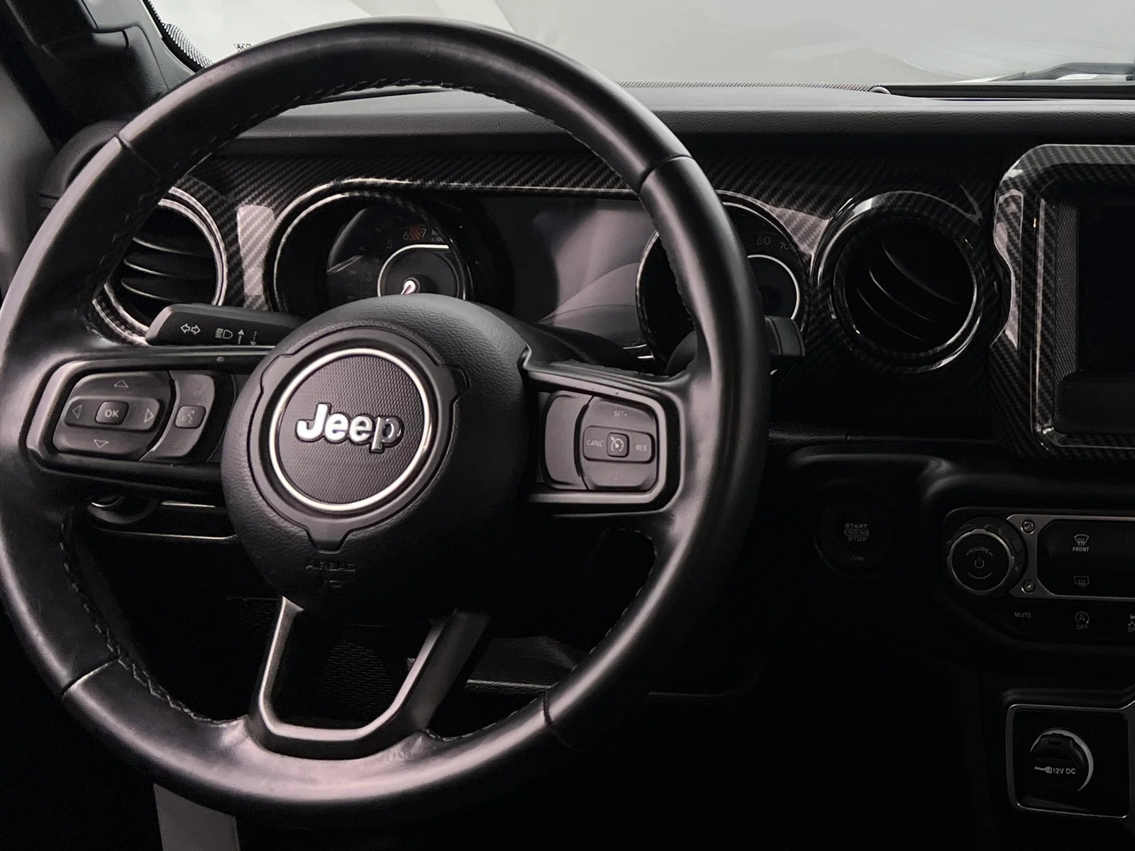 Thumbnail: 2021 Jeep Wrangler - 5