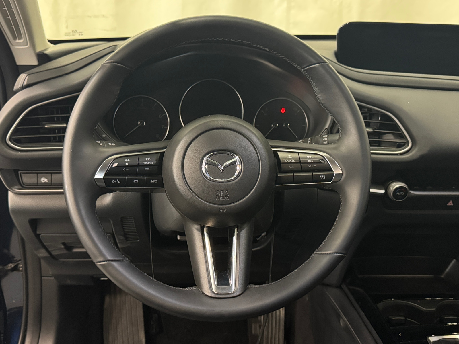 Thumbnail: 2025 Mazda CX-30 - 4