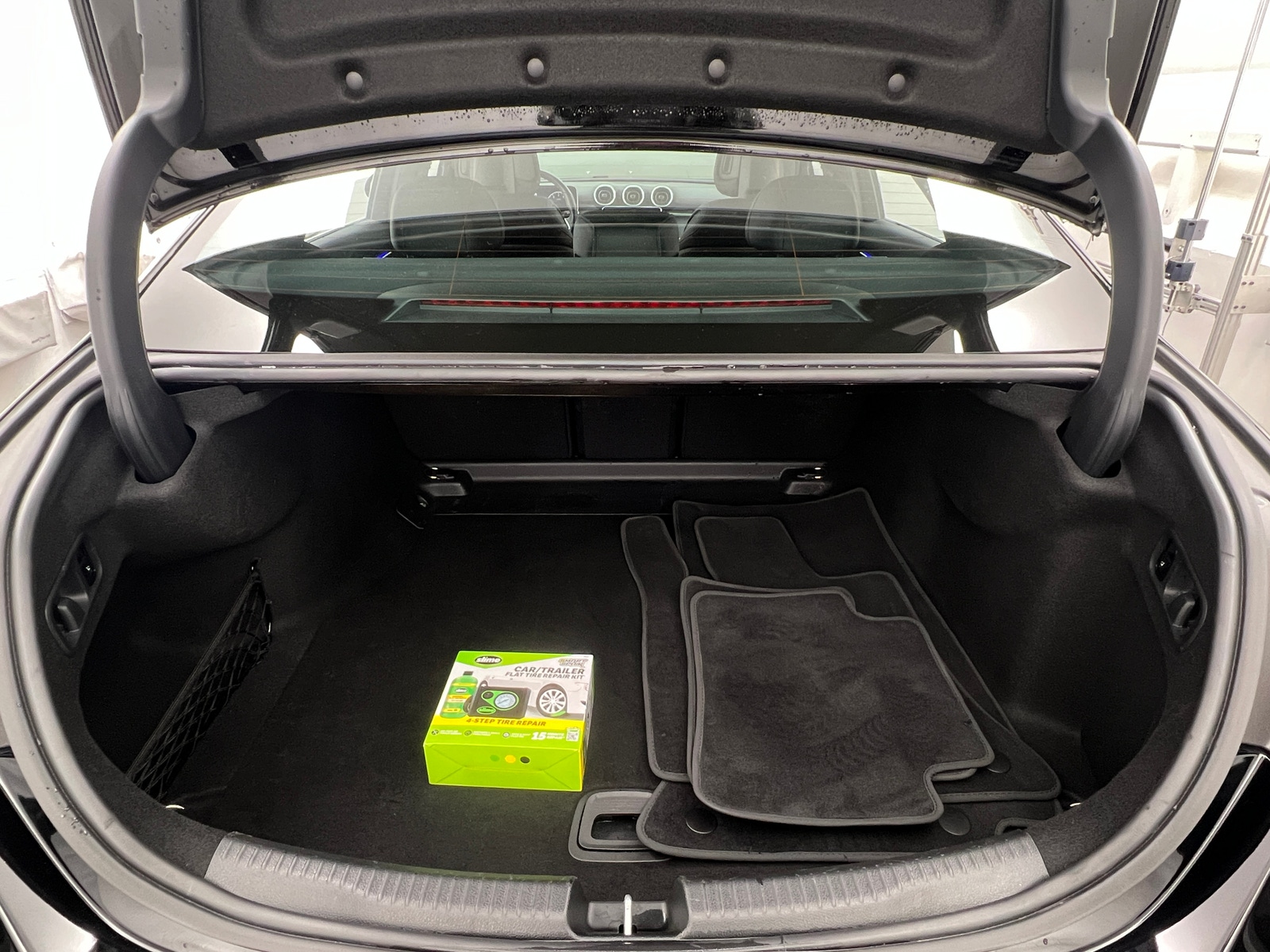 Thumbnail: 2025 Mercedes-Benz C-Class - 7