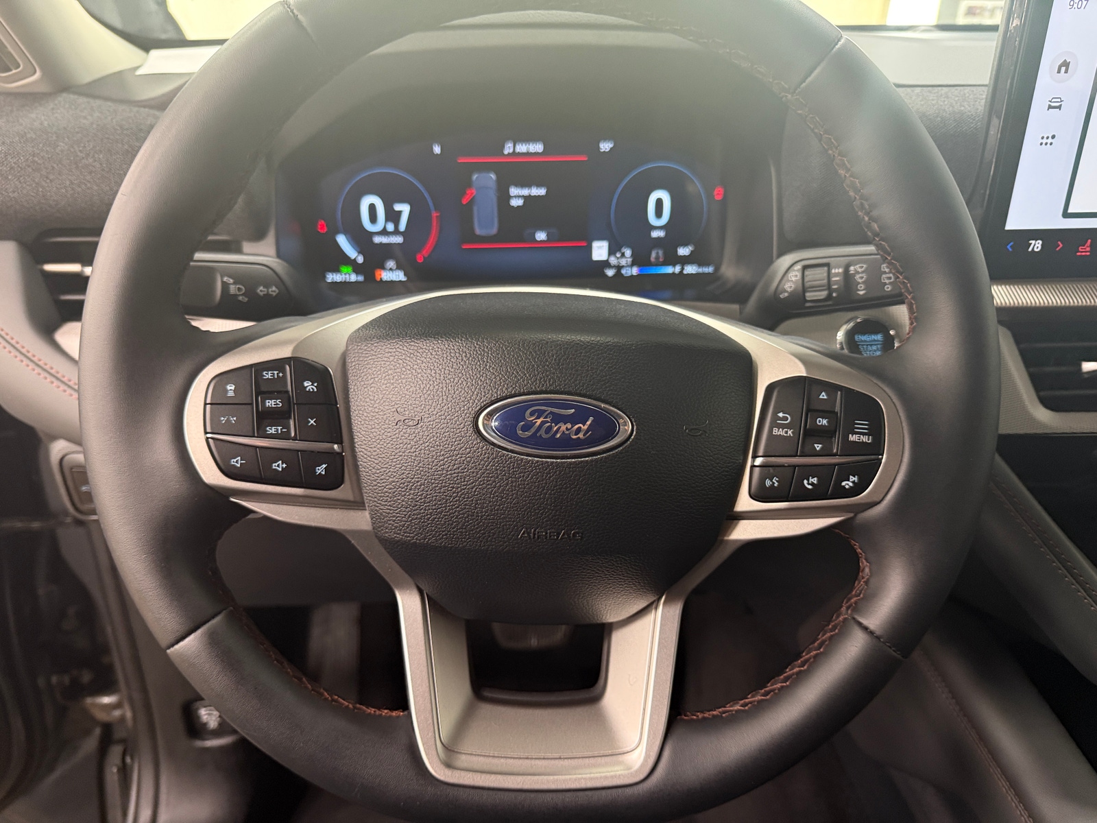 Thumbnail: 2025 Ford Explorer - 5