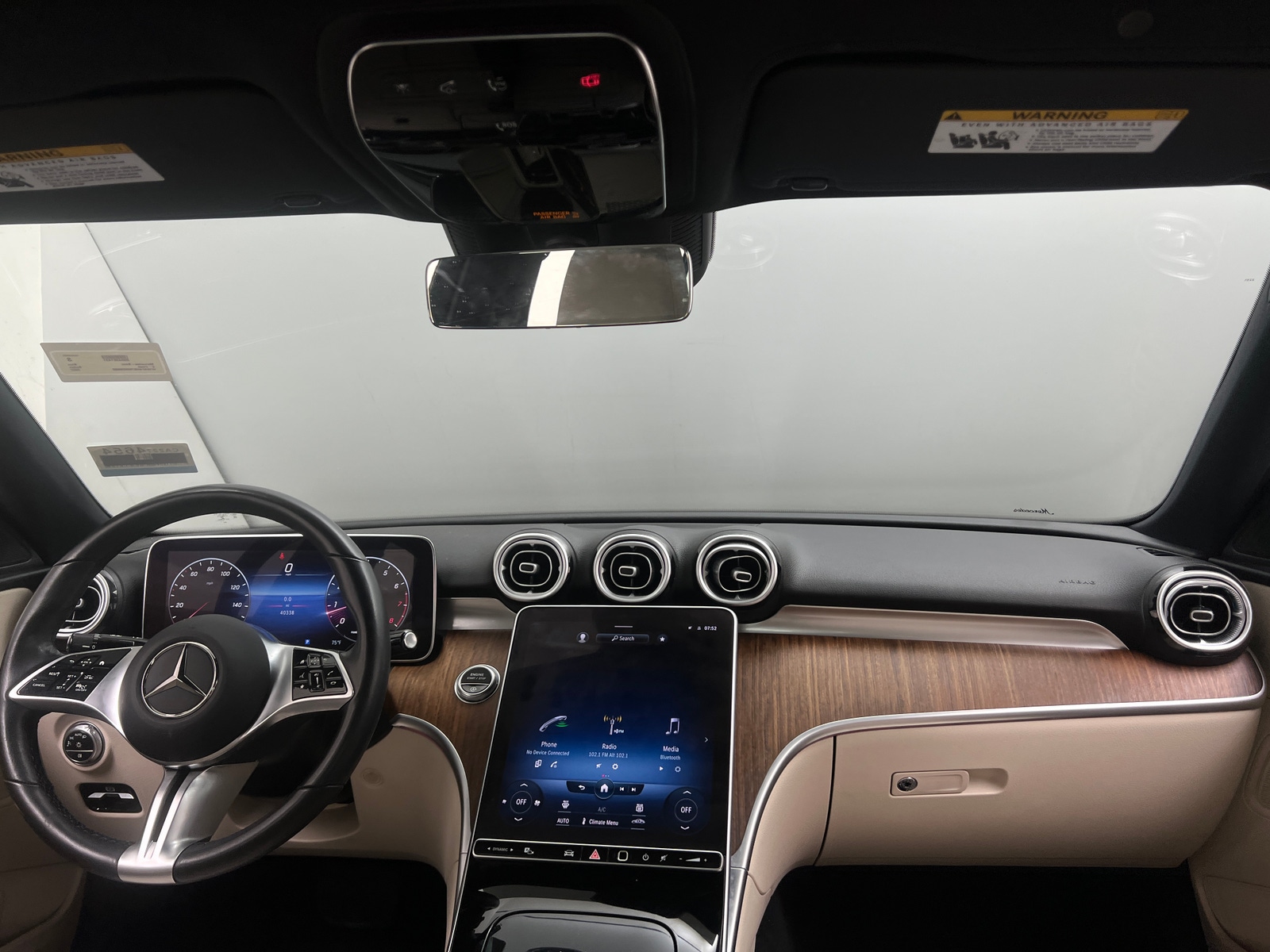 Thumbnail: 2022 Mercedes-Benz C-Class - 2