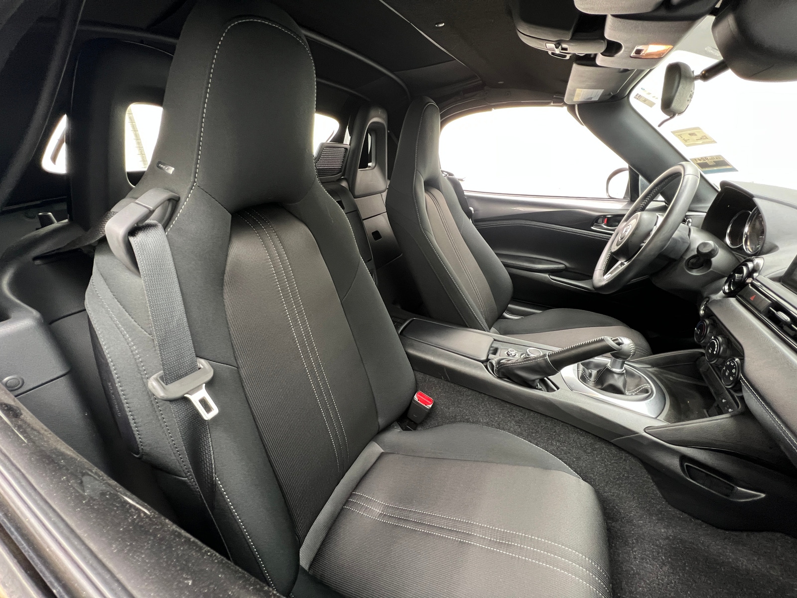 Thumbnail: 2022 Mazda MX-5 Miata - 2