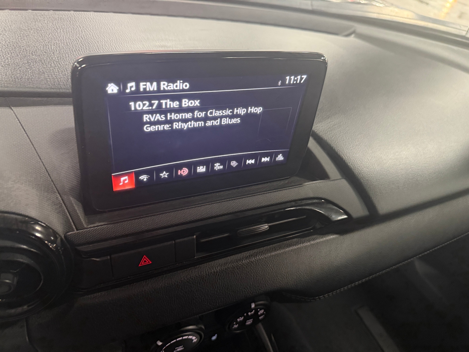 Thumbnail: 2022 Mazda MX-5 Miata - 4