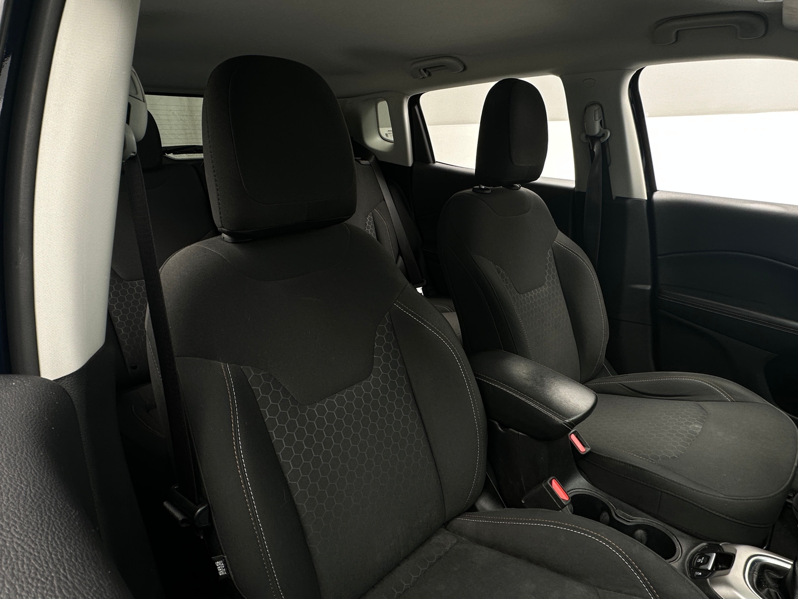 Thumbnail: 2019 Jeep Compass - 2