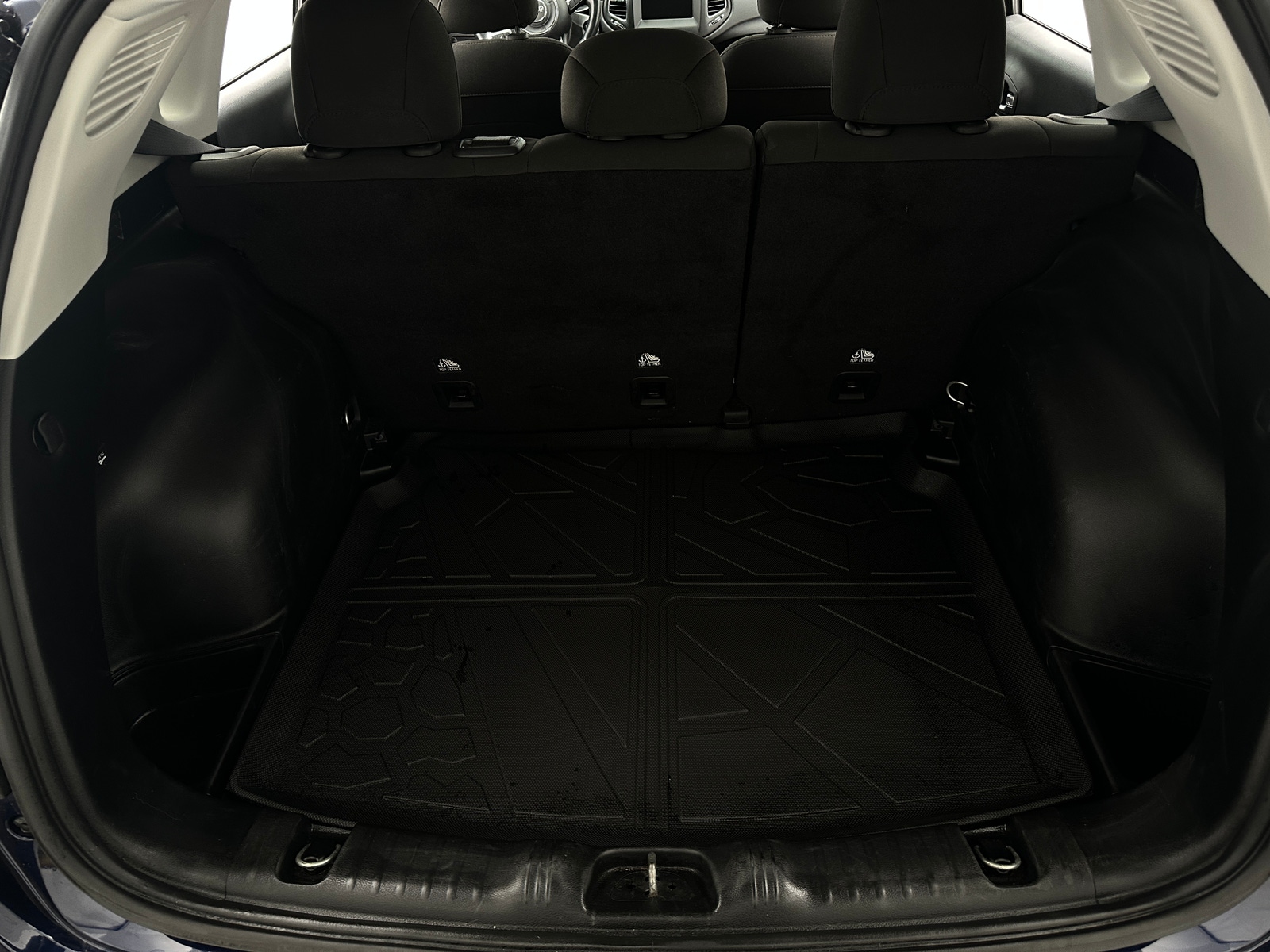 Thumbnail: 2019 Jeep Compass - 7