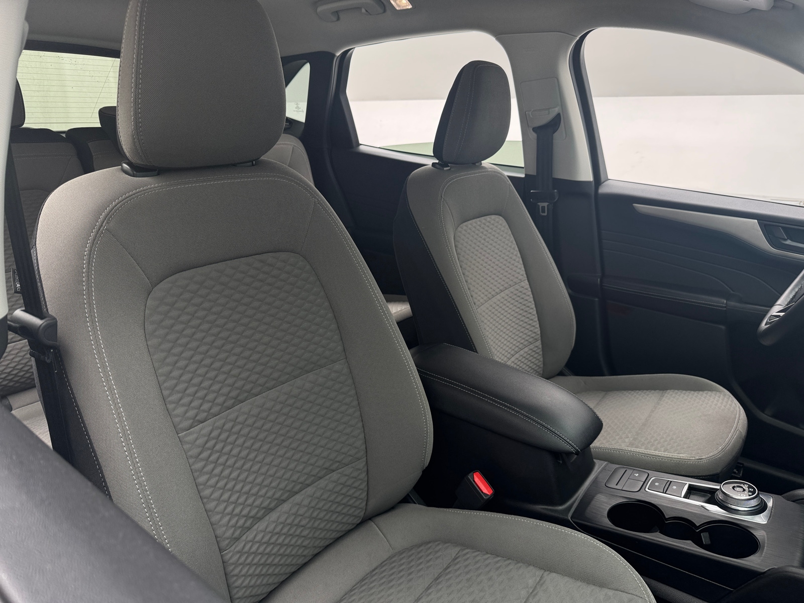 Thumbnail: 2022 Ford Escape - 2