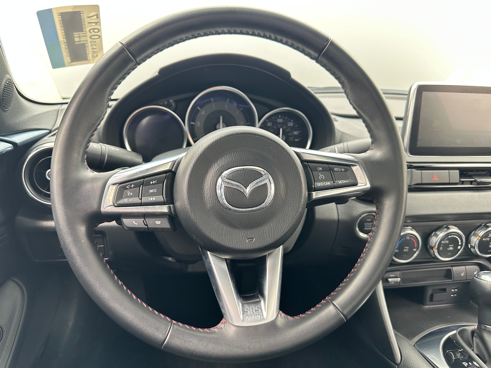 Thumbnail: 2017 Mazda MX-5 Miata - 3