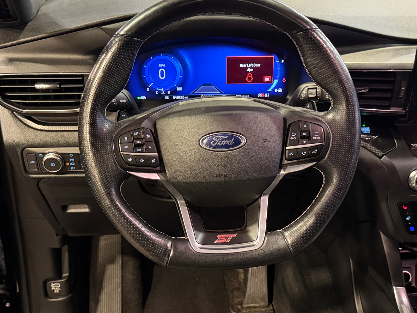 Thumbnail: 2020 Ford Explorer - 4