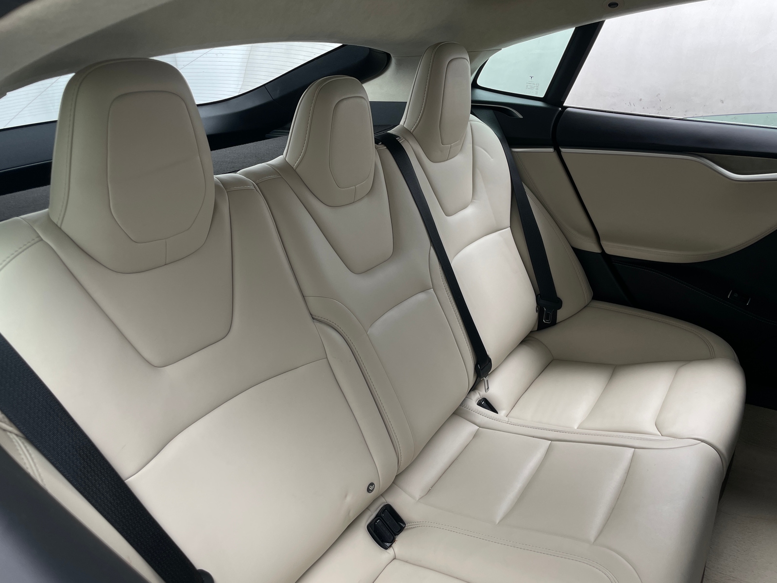 Thumbnail: 2018 Tesla Model S - 5