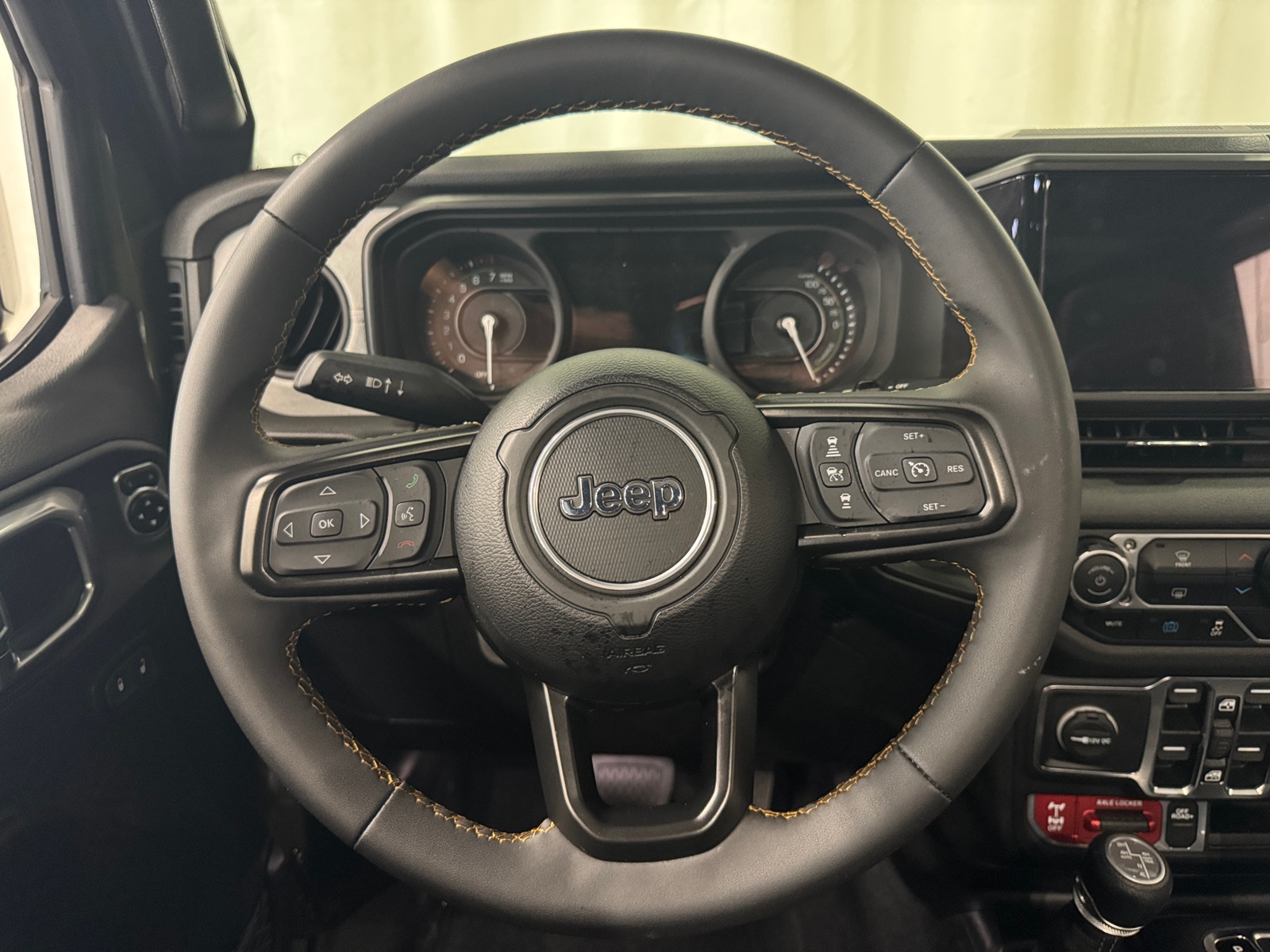 Thumbnail: 2024 Jeep Wrangler - 5