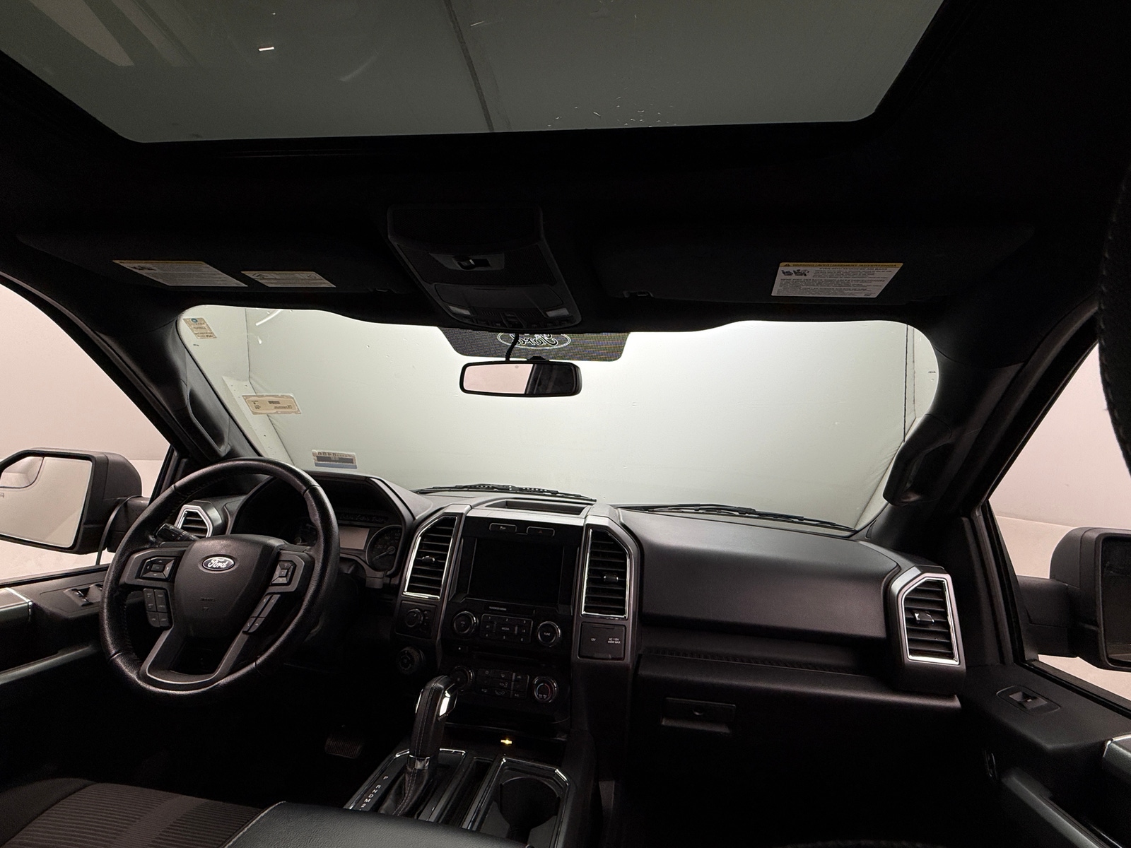 Thumbnail: 2016 Ford Econoline - 3