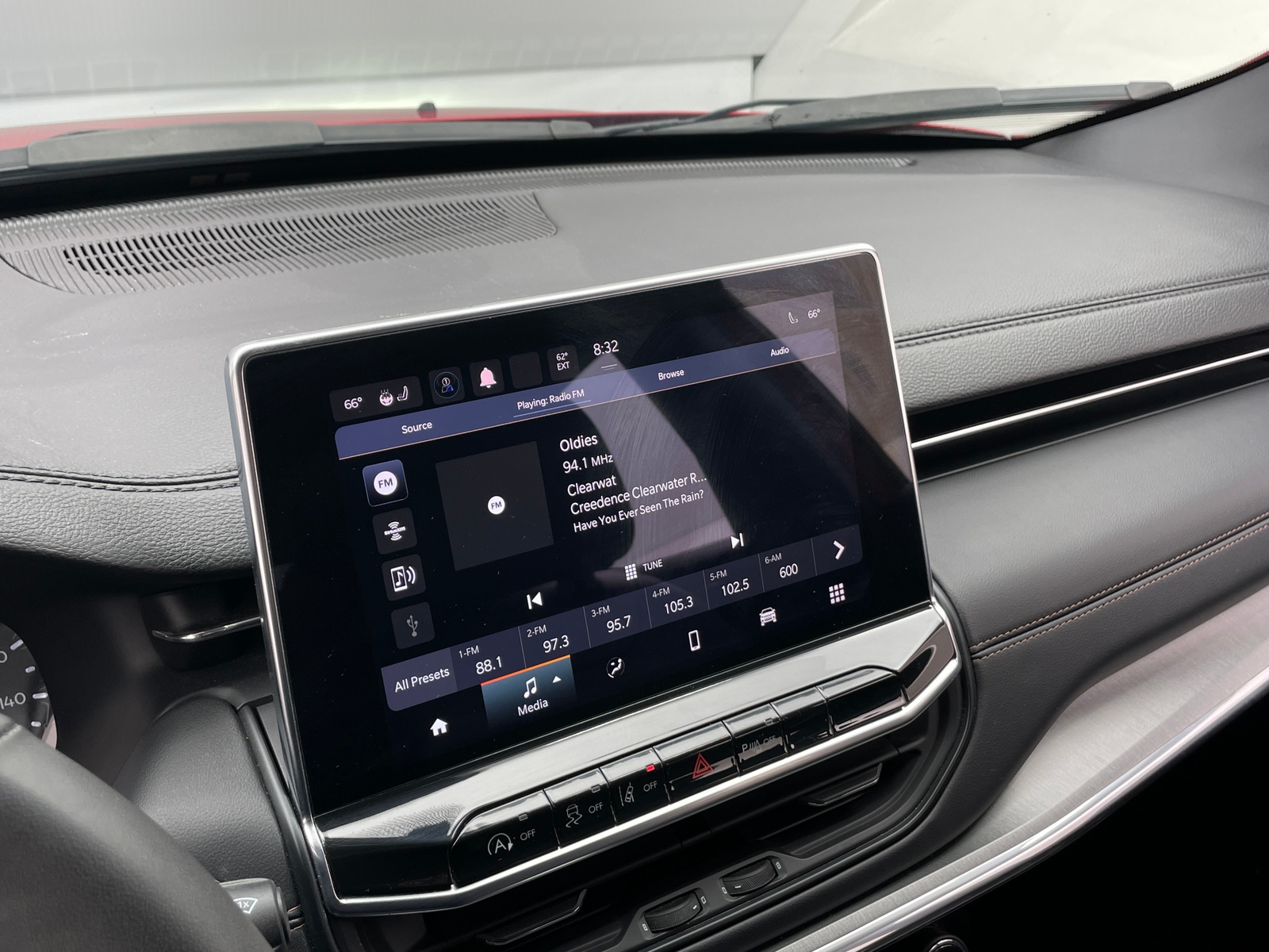 Thumbnail: 2023 Jeep Compass - 3