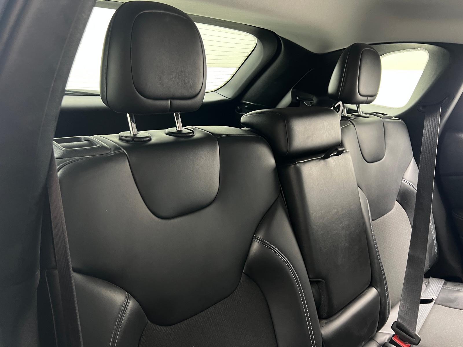 Thumbnail: 2020 Jeep Cherokee - 6