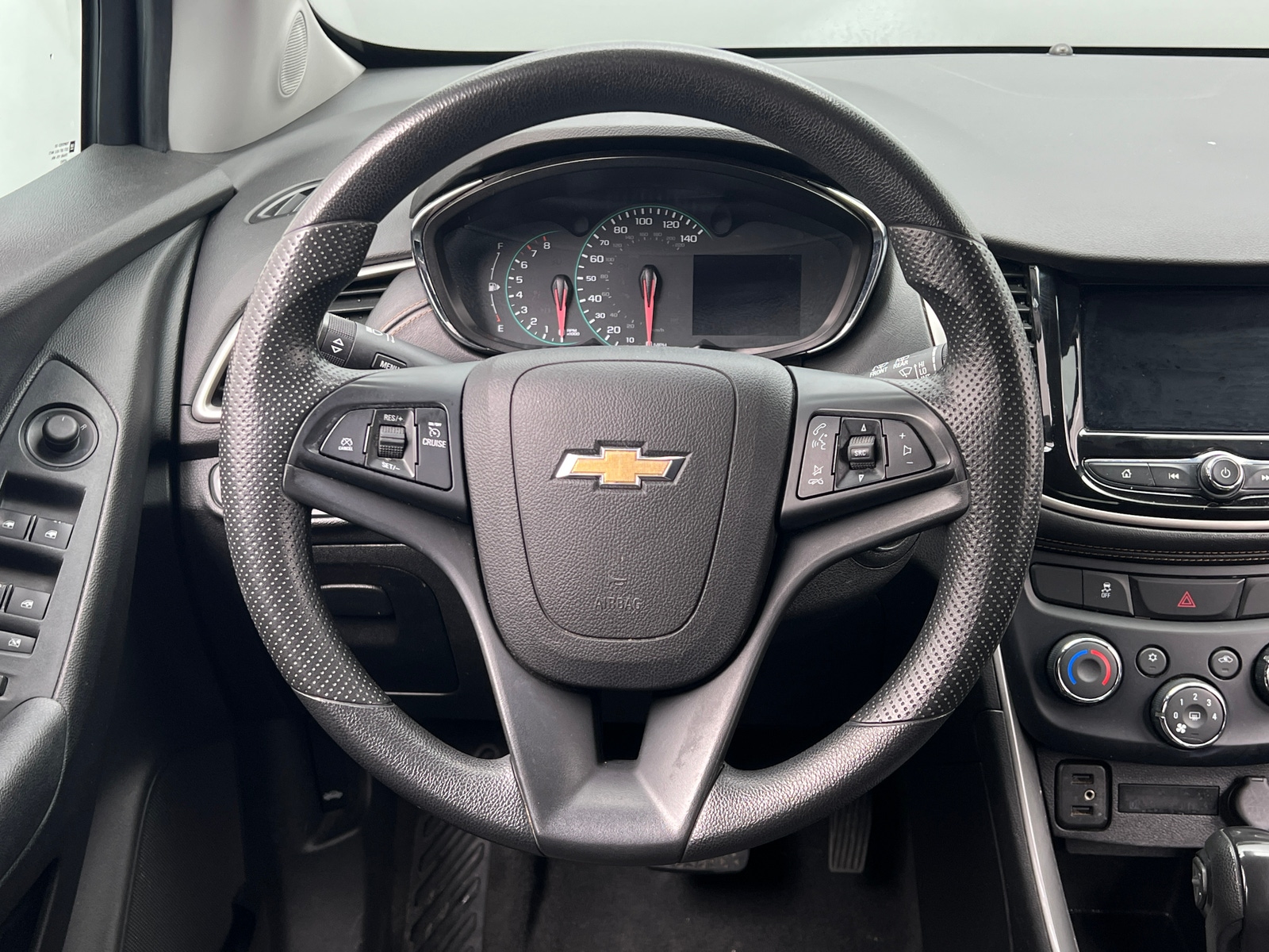 Thumbnail: 2019 Chevrolet Trax - 5