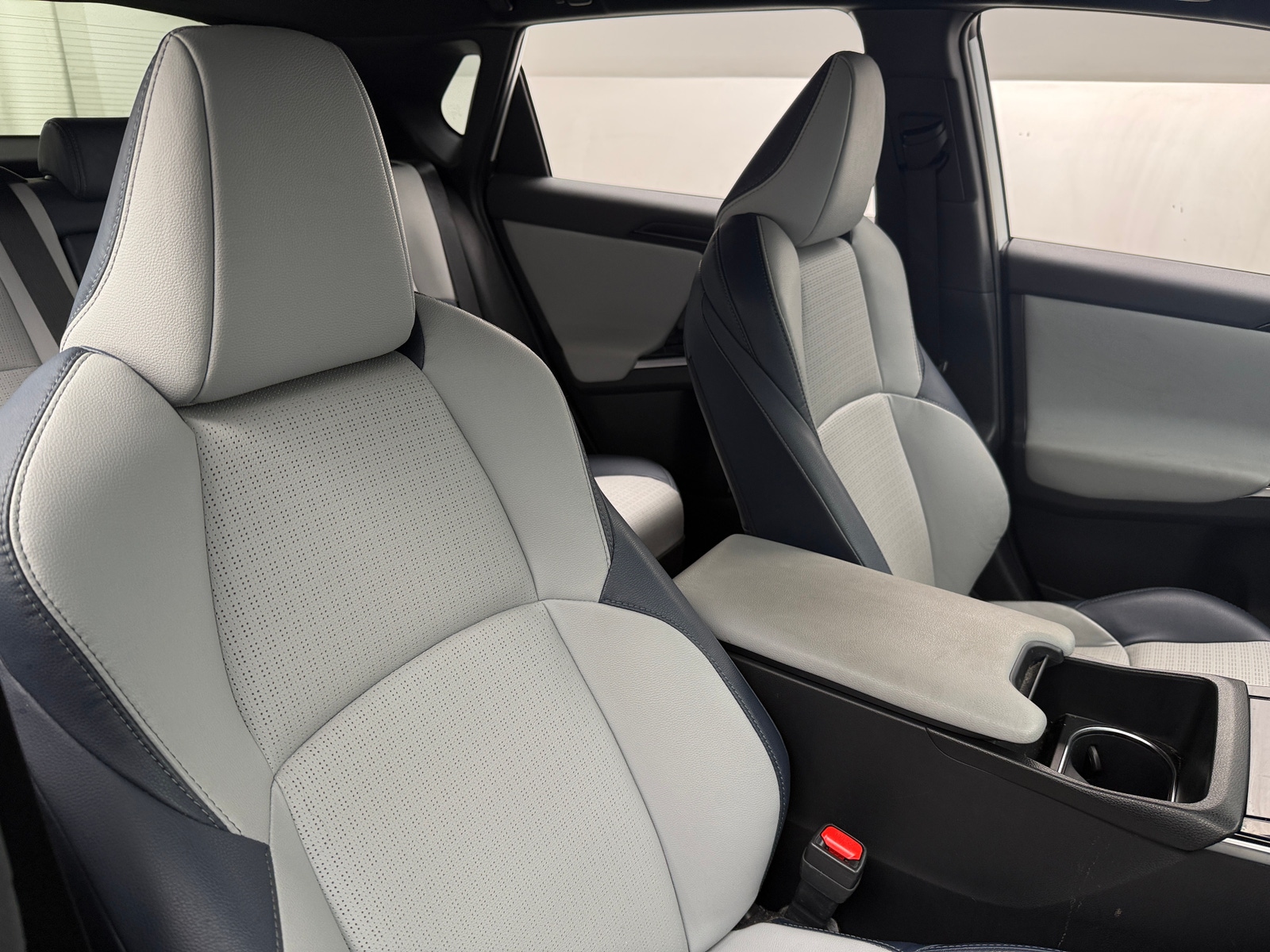 Thumbnail: 2023 Subaru Solterra - 2