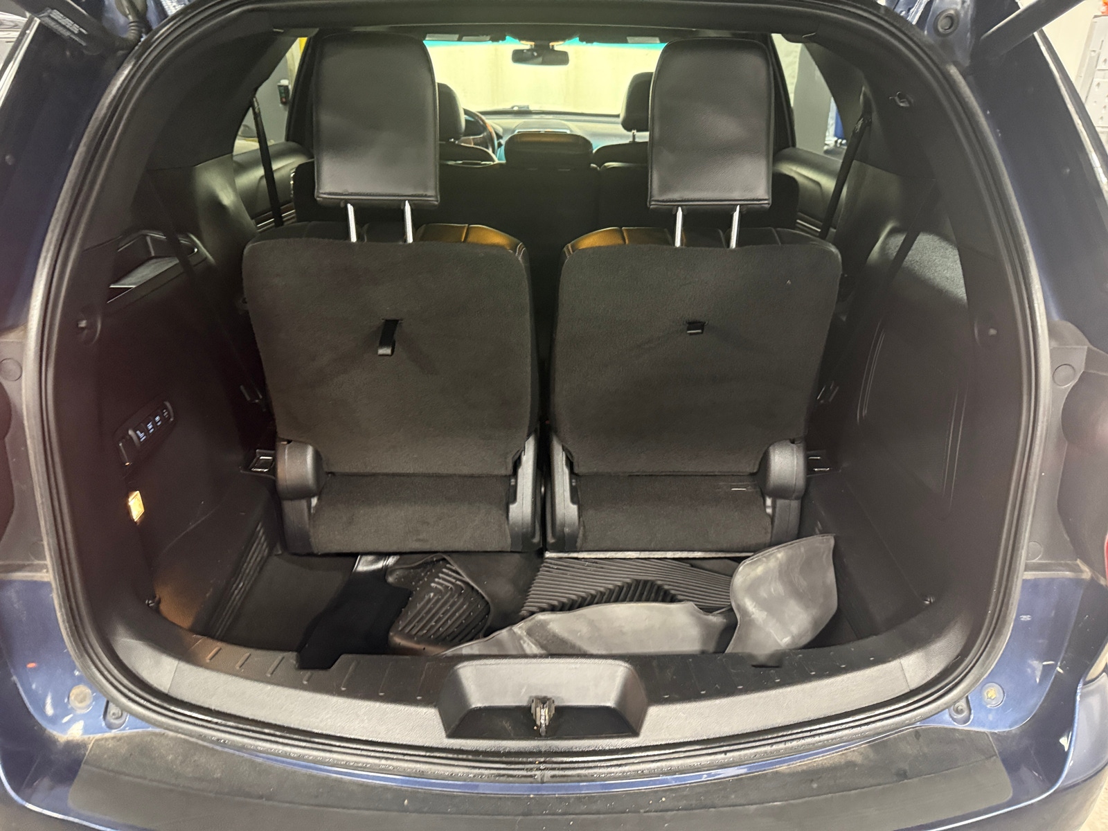 Thumbnail: 2016 Ford Explorer - 6