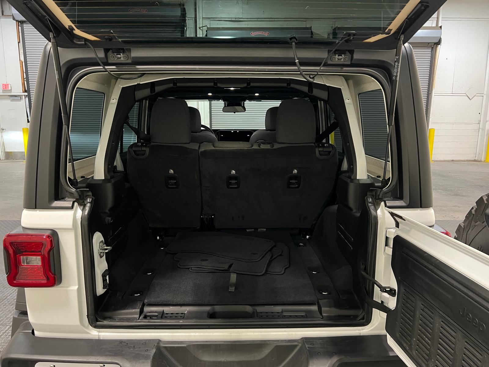 Thumbnail: 2025 Jeep Wrangler - 7