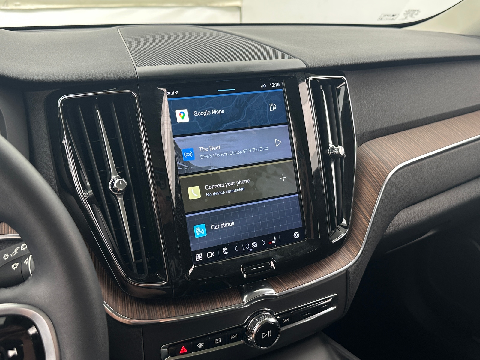 Thumbnail: 2023 Volvo XC60 - 3