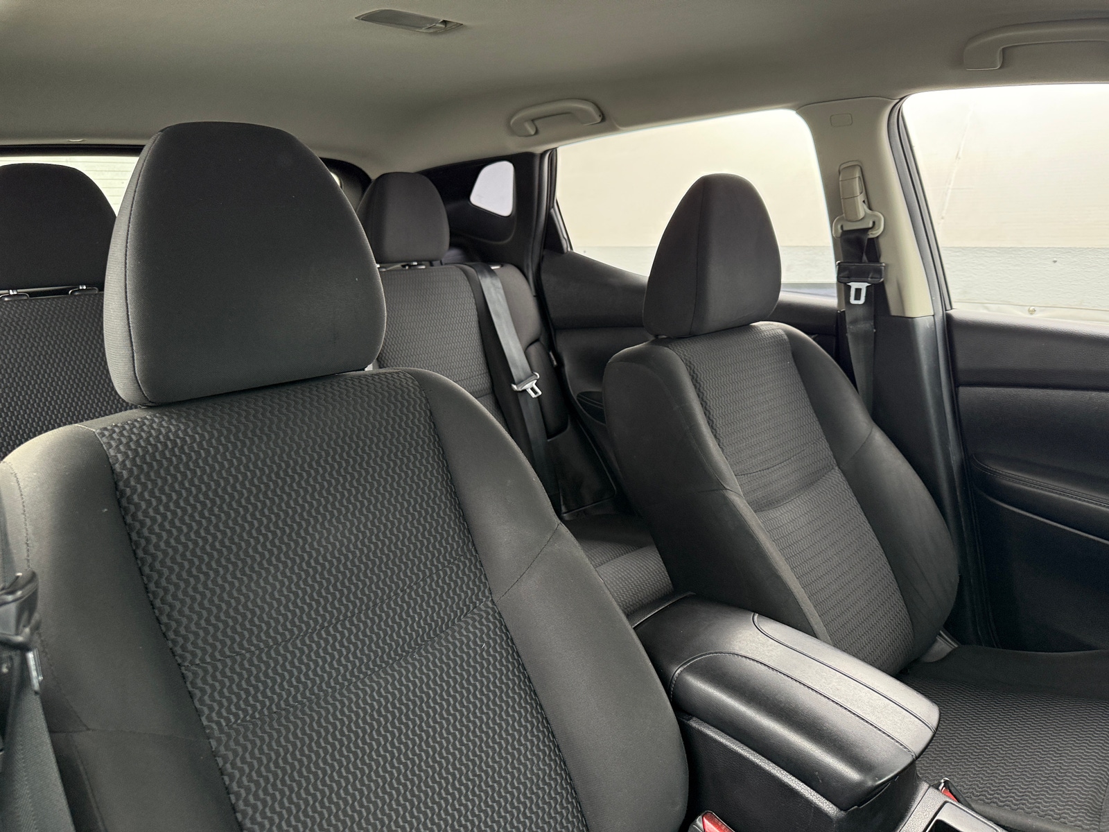 Thumbnail: 2021 Nissan Rogue Sport - 2