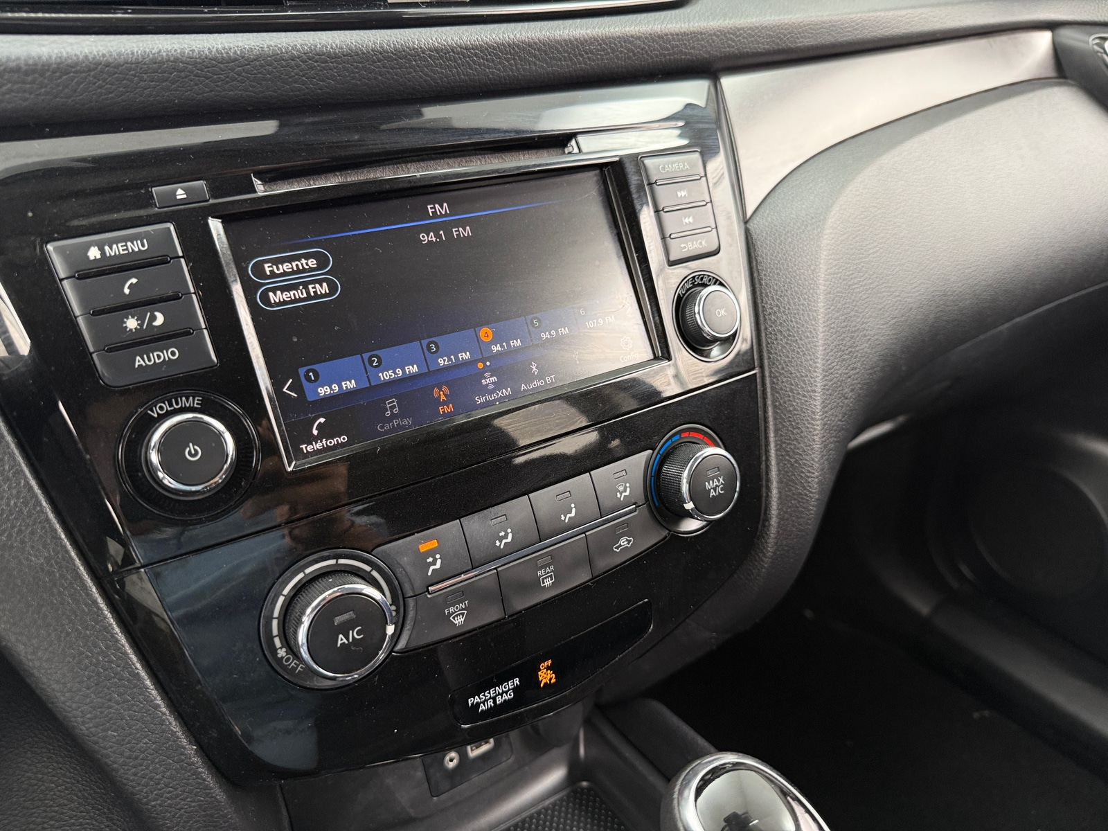 Thumbnail: 2021 Nissan Rogue Sport - 4