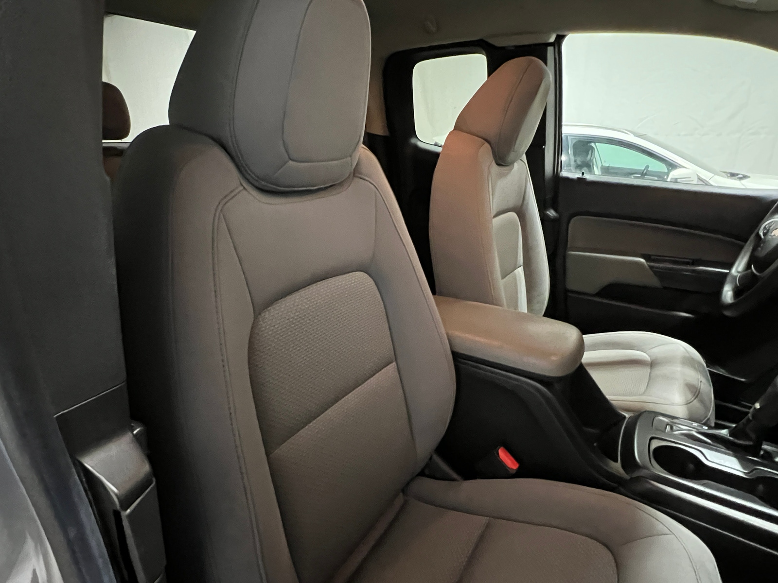 Thumbnail: 2019 Chevrolet Colorado - 2