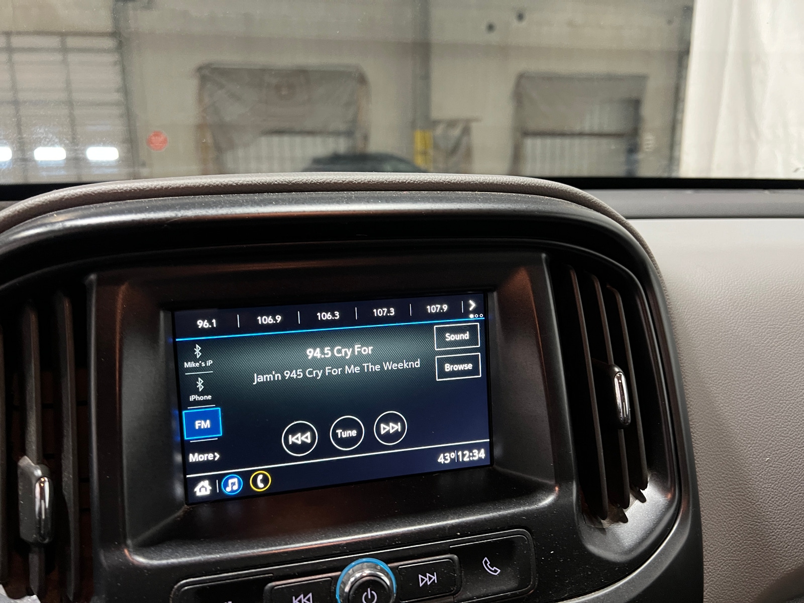 Thumbnail: 2019 Chevrolet Colorado - 4