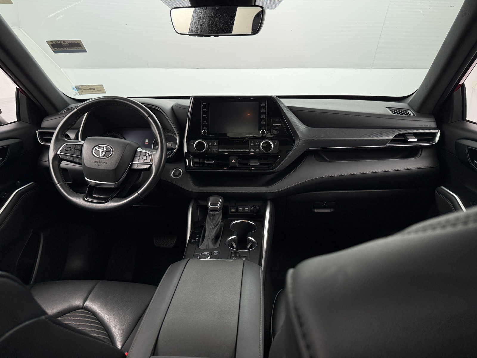 Thumbnail: 2021 Toyota Highlander - 2