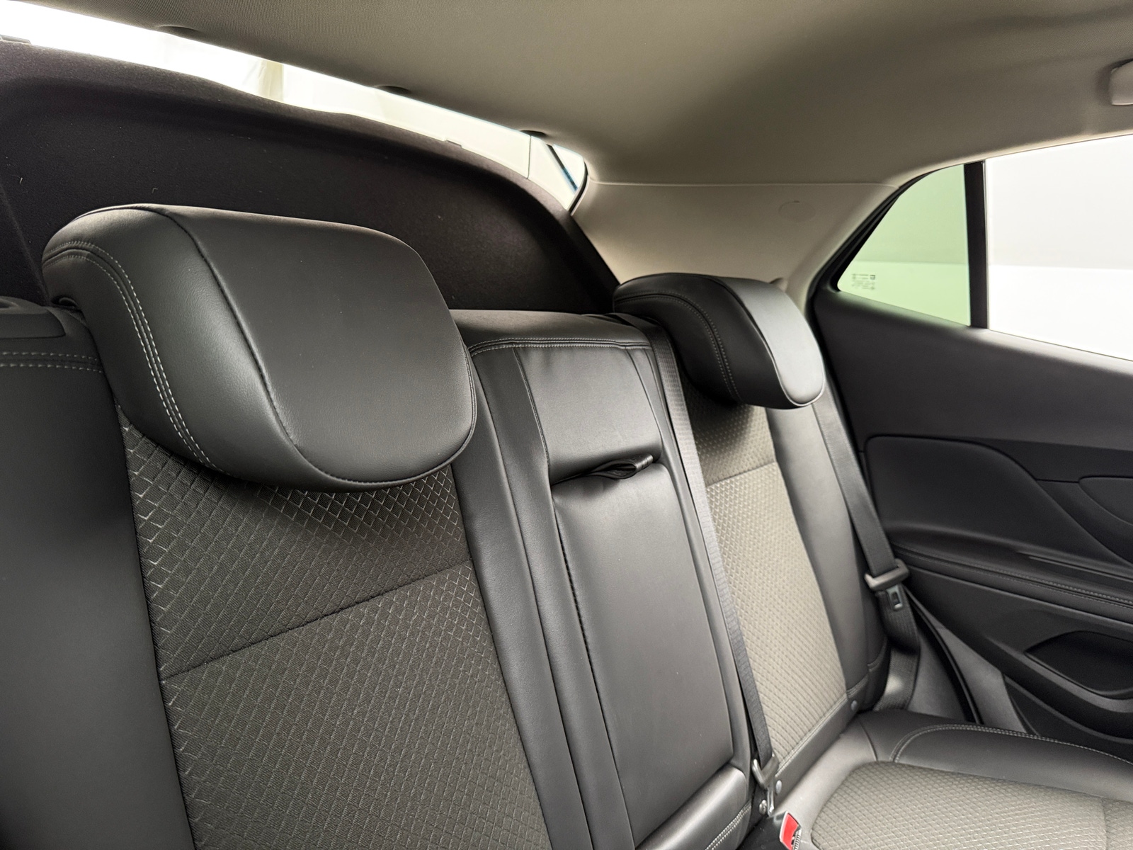 Thumbnail: 2021 Buick Encore - 5