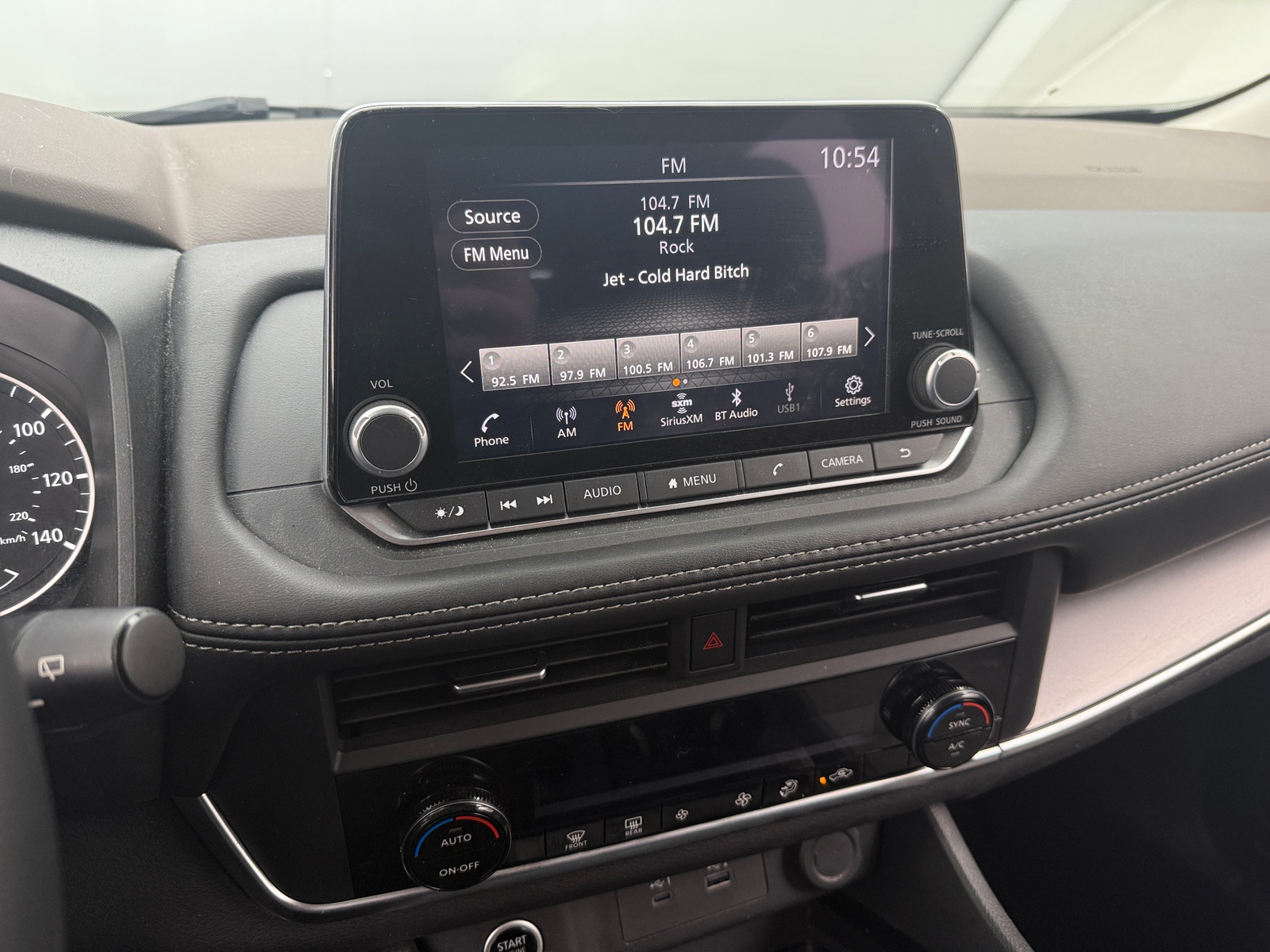 Thumbnail: 2023 Nissan Rogue - 4