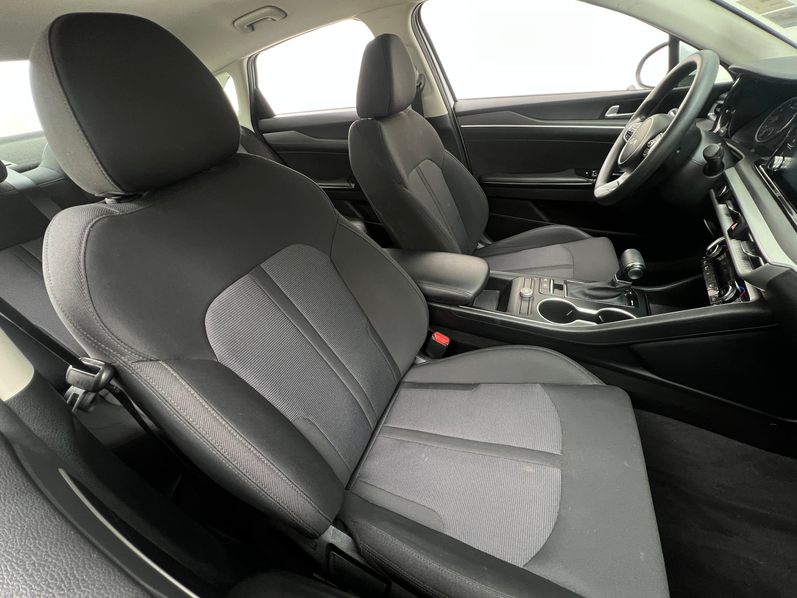 Thumbnail: 2022 Kia K5 - 2