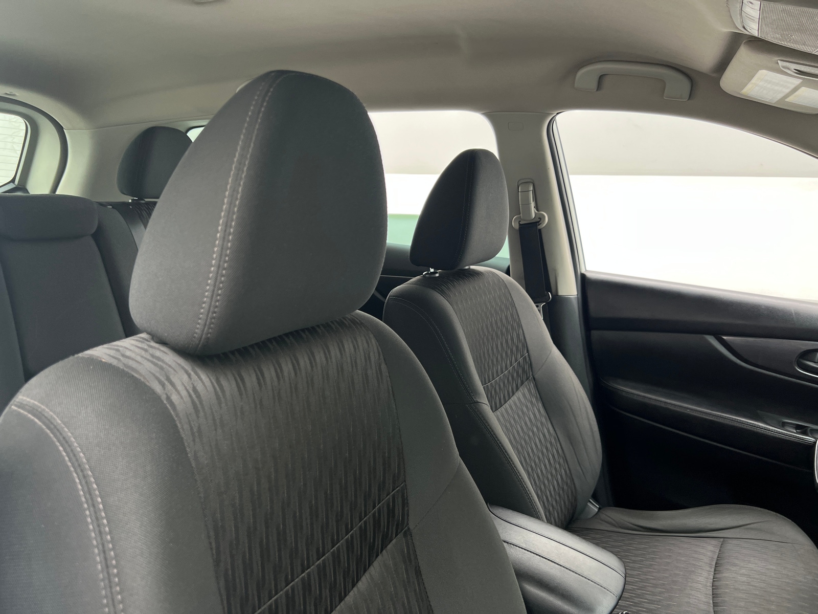 Thumbnail: 2019 Nissan Rogue - 2