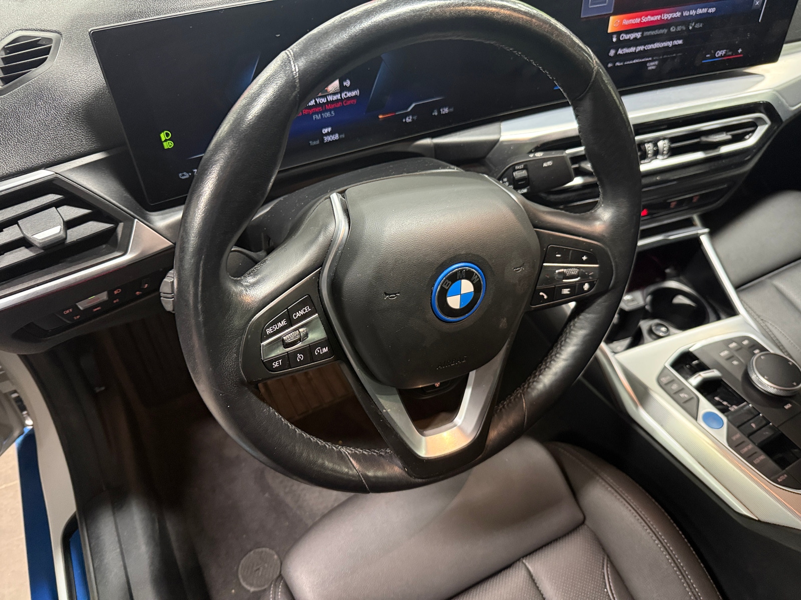 Thumbnail: 2023 BMW i4 - 3