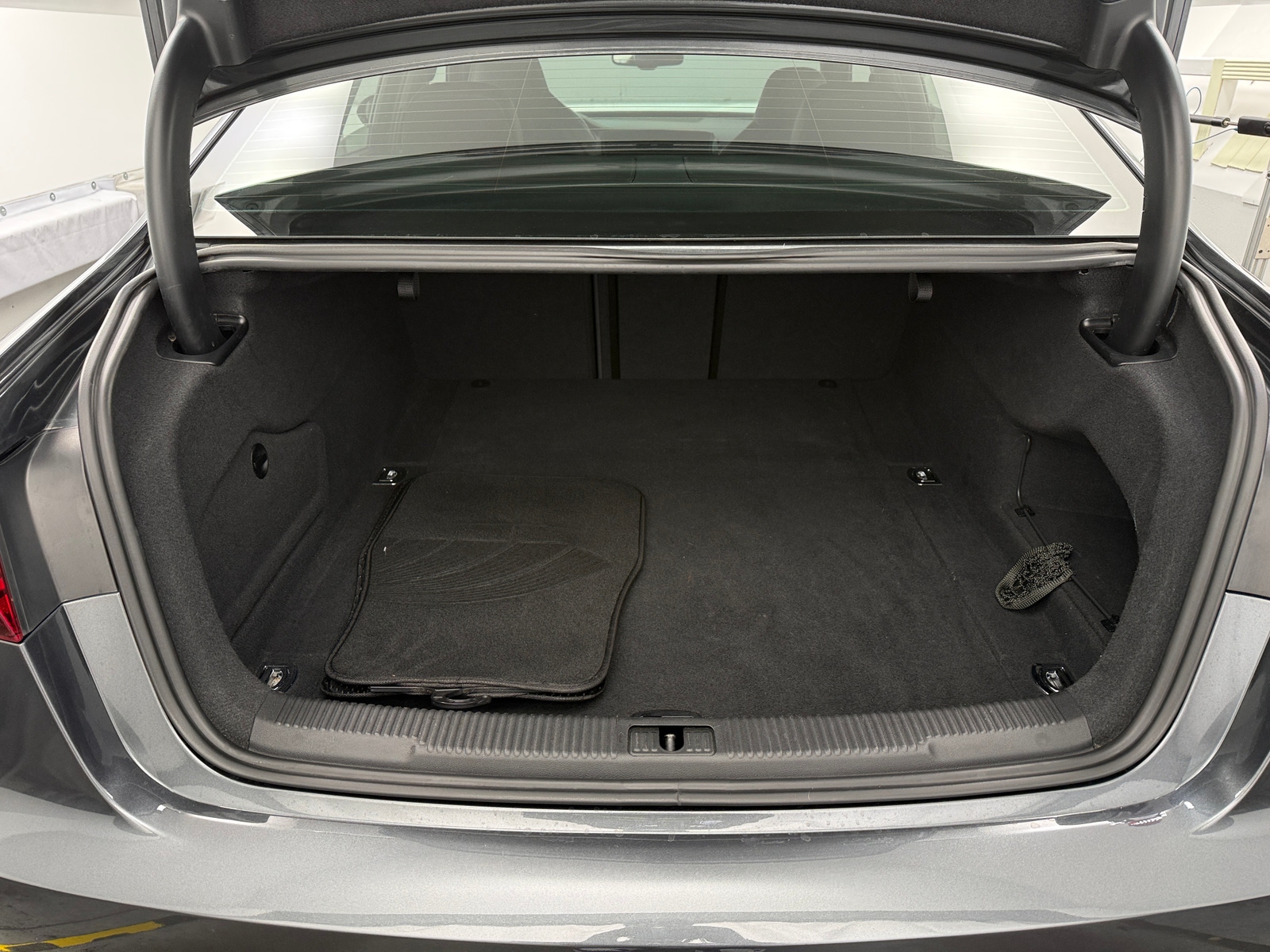 Thumbnail: 2017 Audi S6 - 6