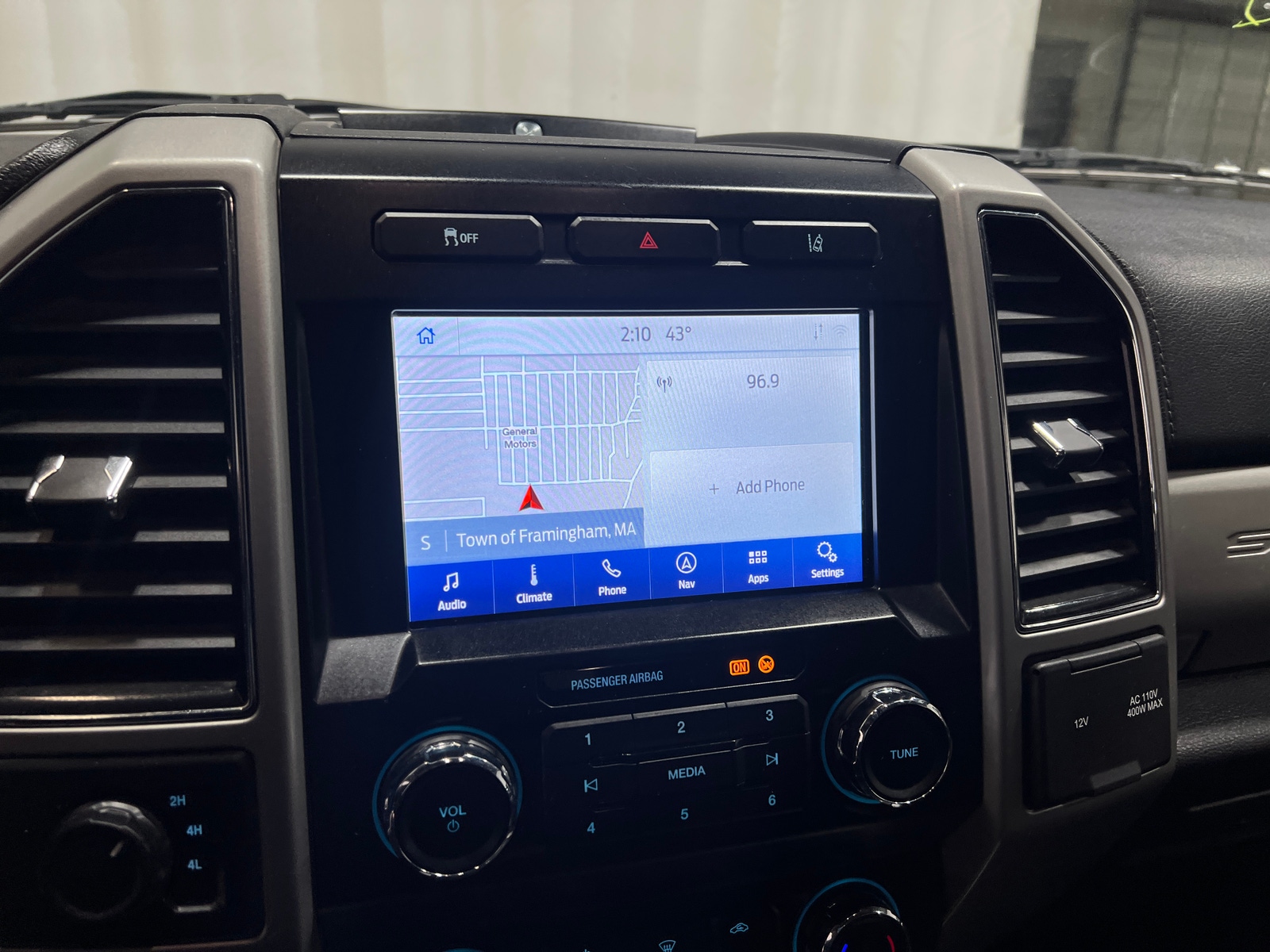 Thumbnail: 2020 Ford Econoline - 4