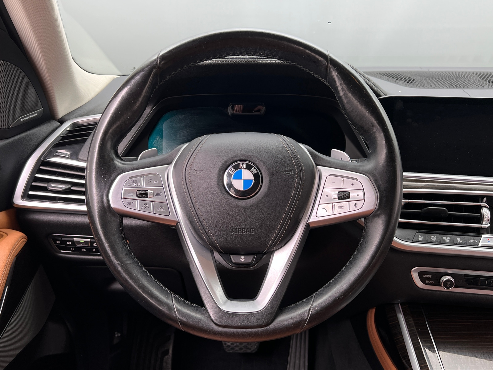 Thumbnail: 2019 BMW X7 - 4