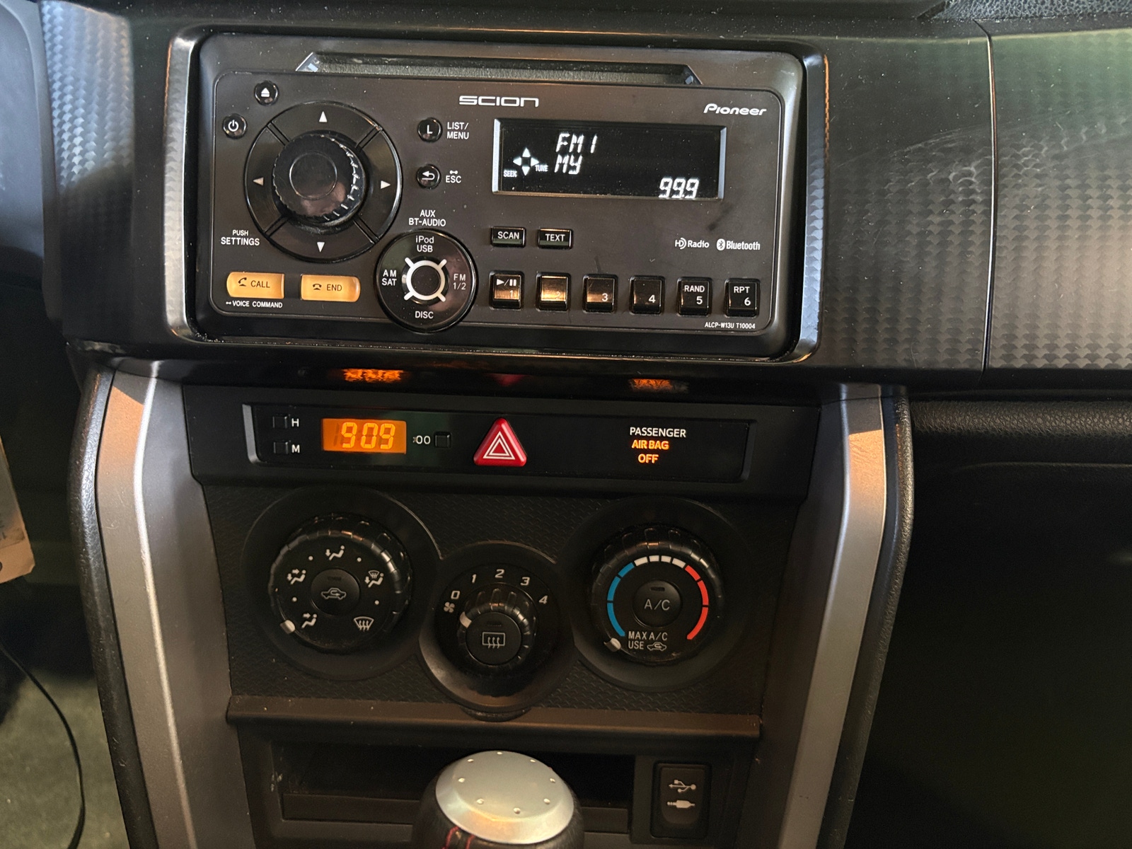 Thumbnail: 2013 Scion FR-S - 3