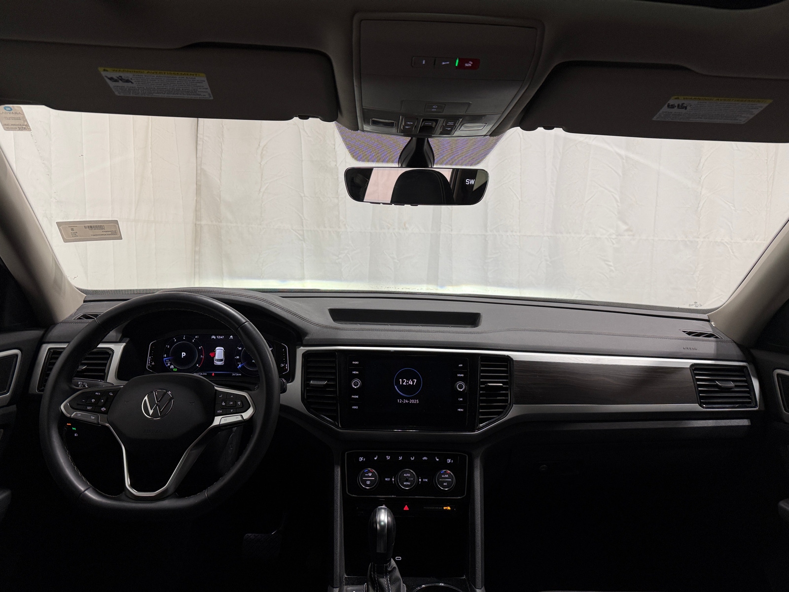 Thumbnail: 2022 Volkswagen Atlas - 2