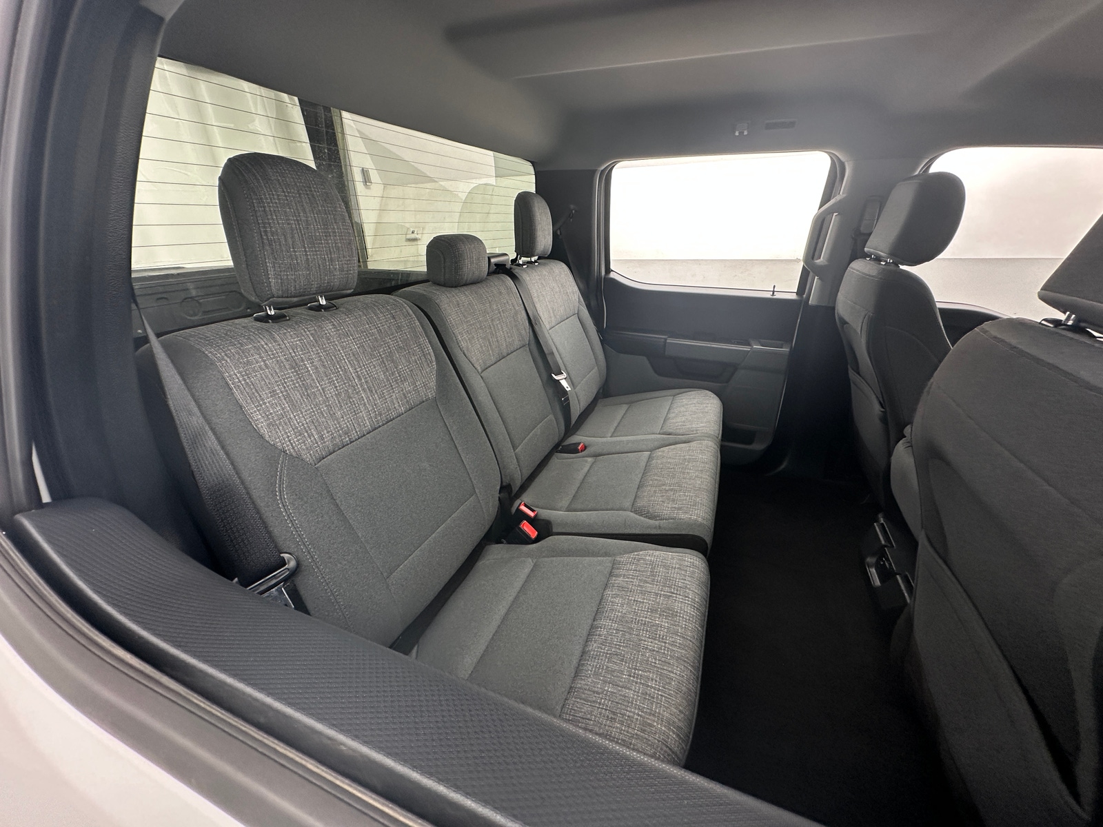 Thumbnail: 2021 Ford Econoline - 6