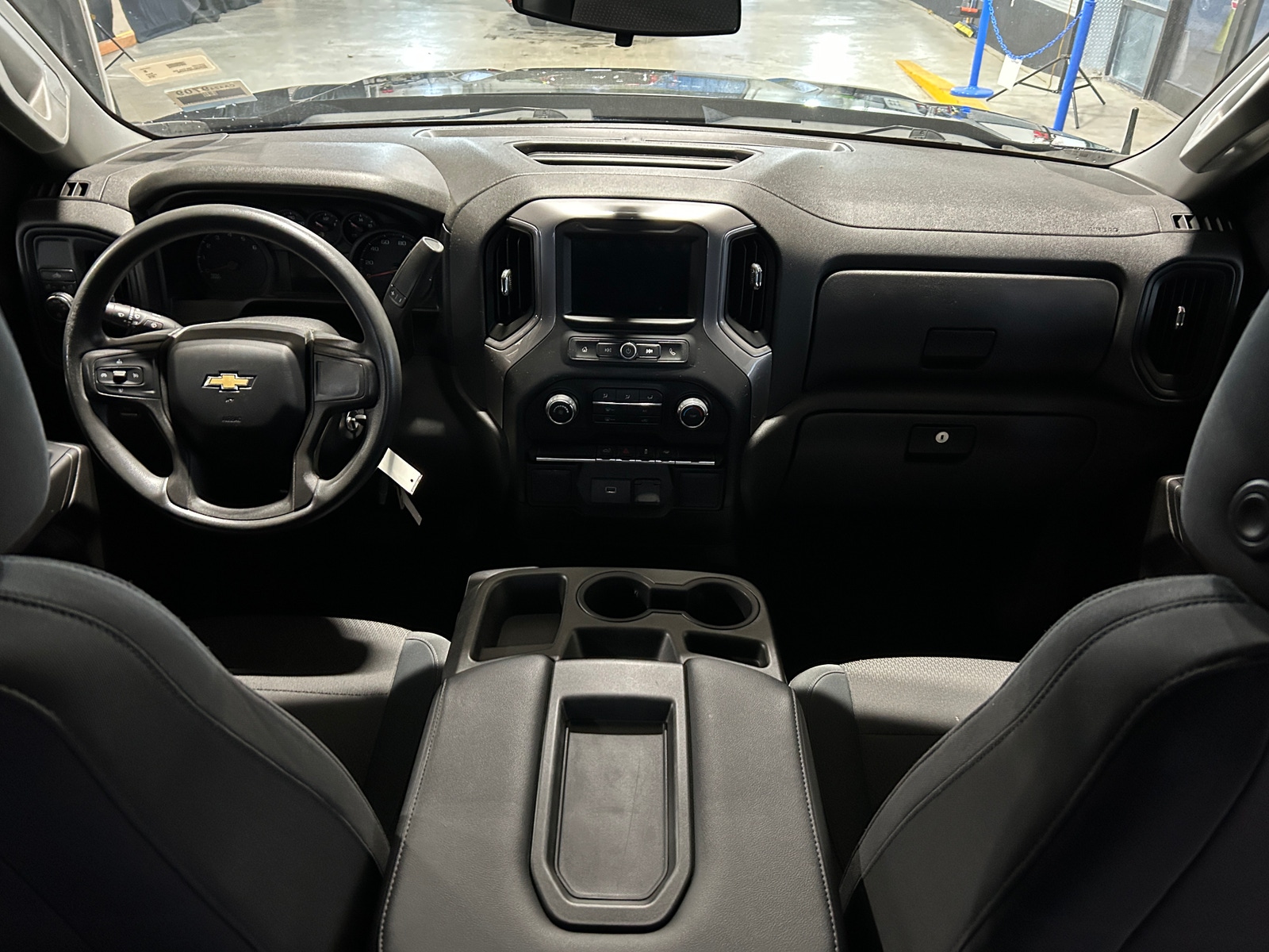 Thumbnail: 2019 Chevrolet Silverado 1500 - 3