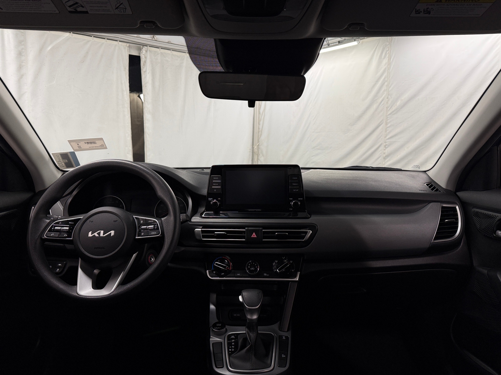 Thumbnail: 2022 Kia Seltos - 3