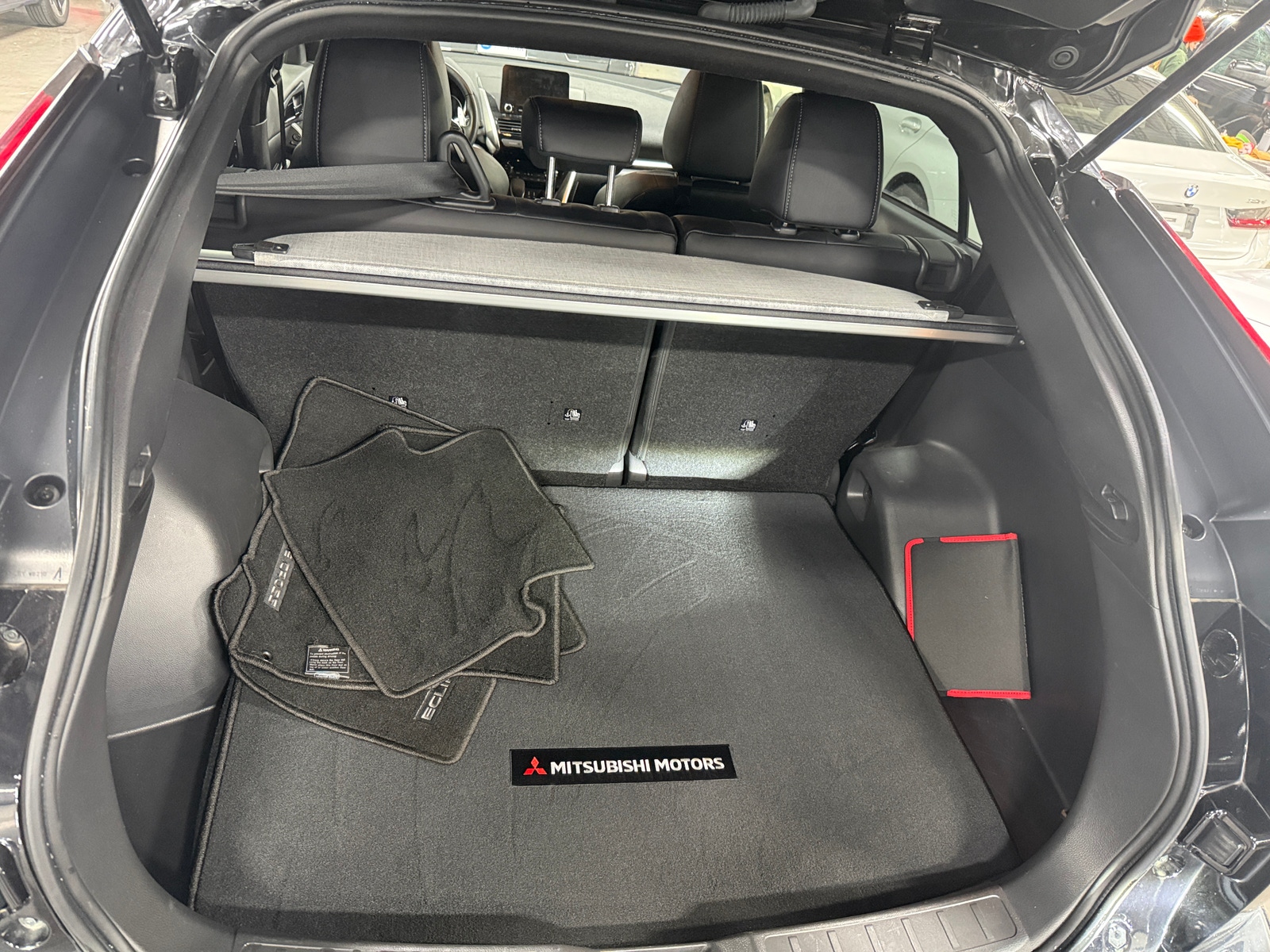 Thumbnail: 2022 Mitsubishi Eclipse Cross - 6