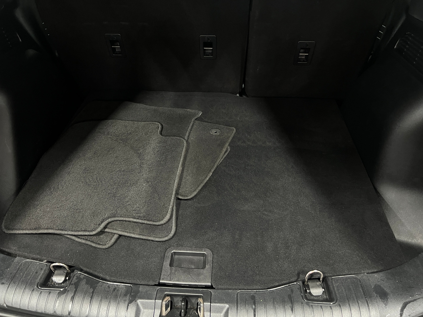 Thumbnail: 2022 Ford Escape - 6