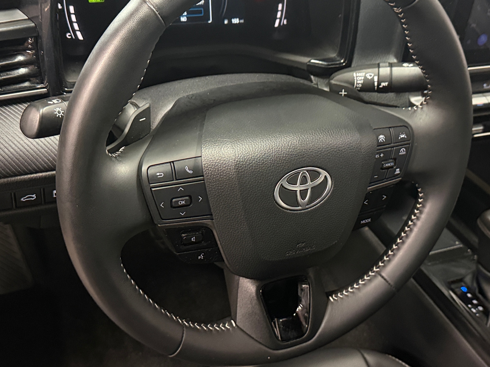 Thumbnail: 2025 Toyota Camry - 4