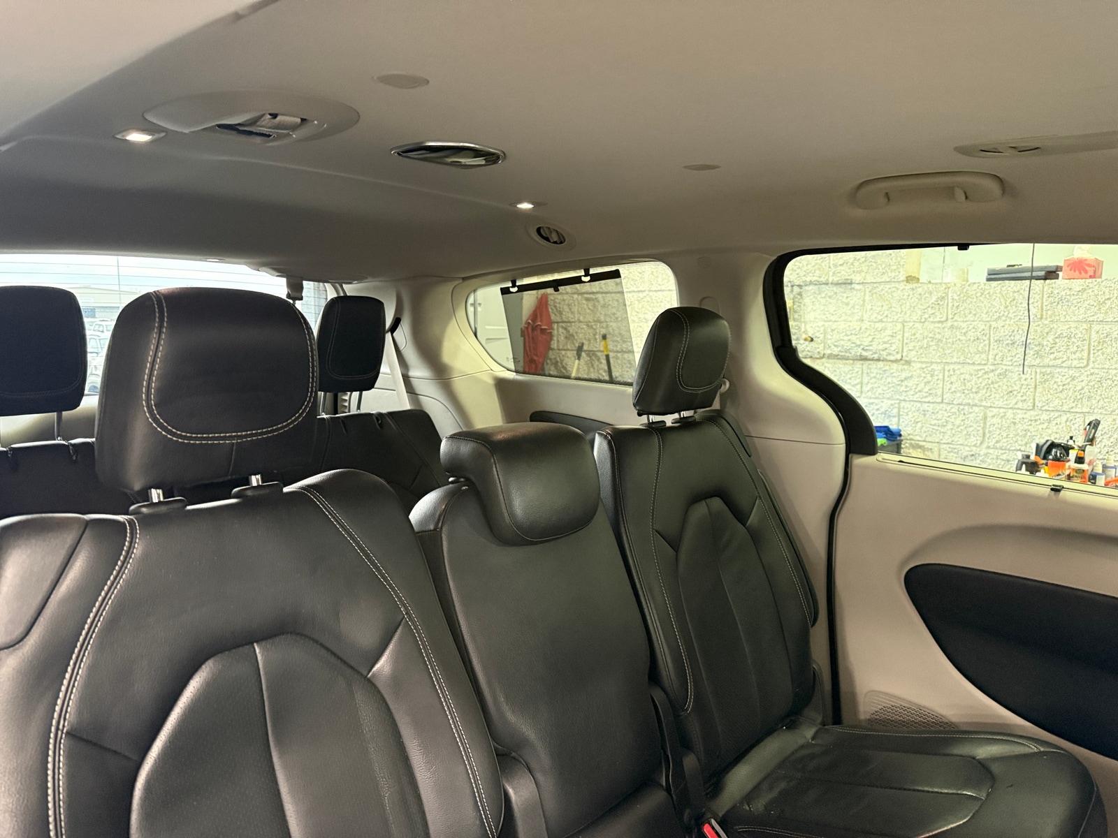 Thumbnail: 2022 Chrysler Pacifica - 5