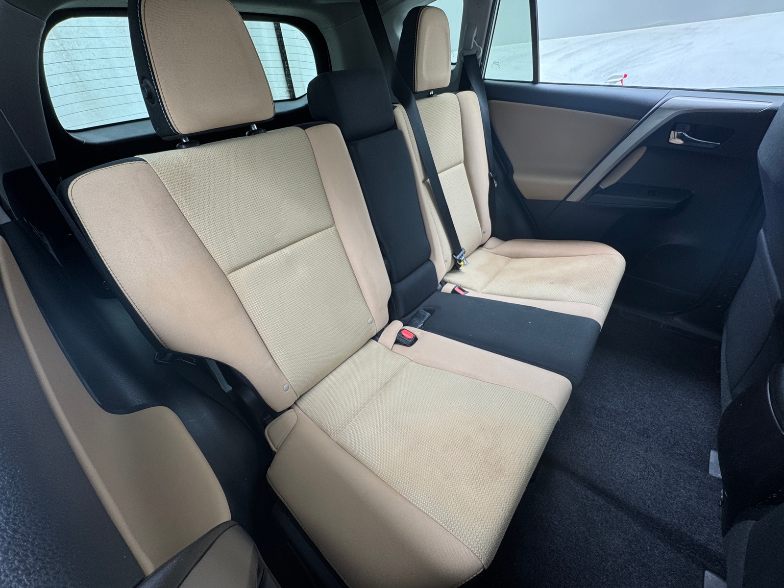 Thumbnail: 2016 Toyota RAV4 - 6