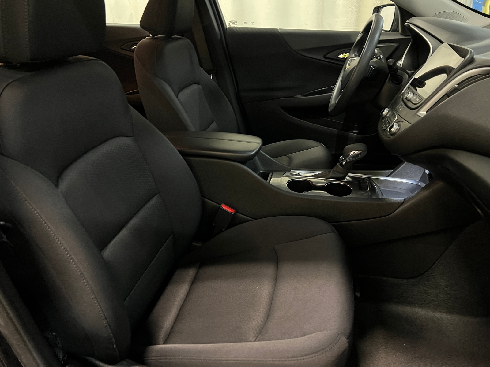 Thumbnail: 2024 Chevrolet Malibu - 2