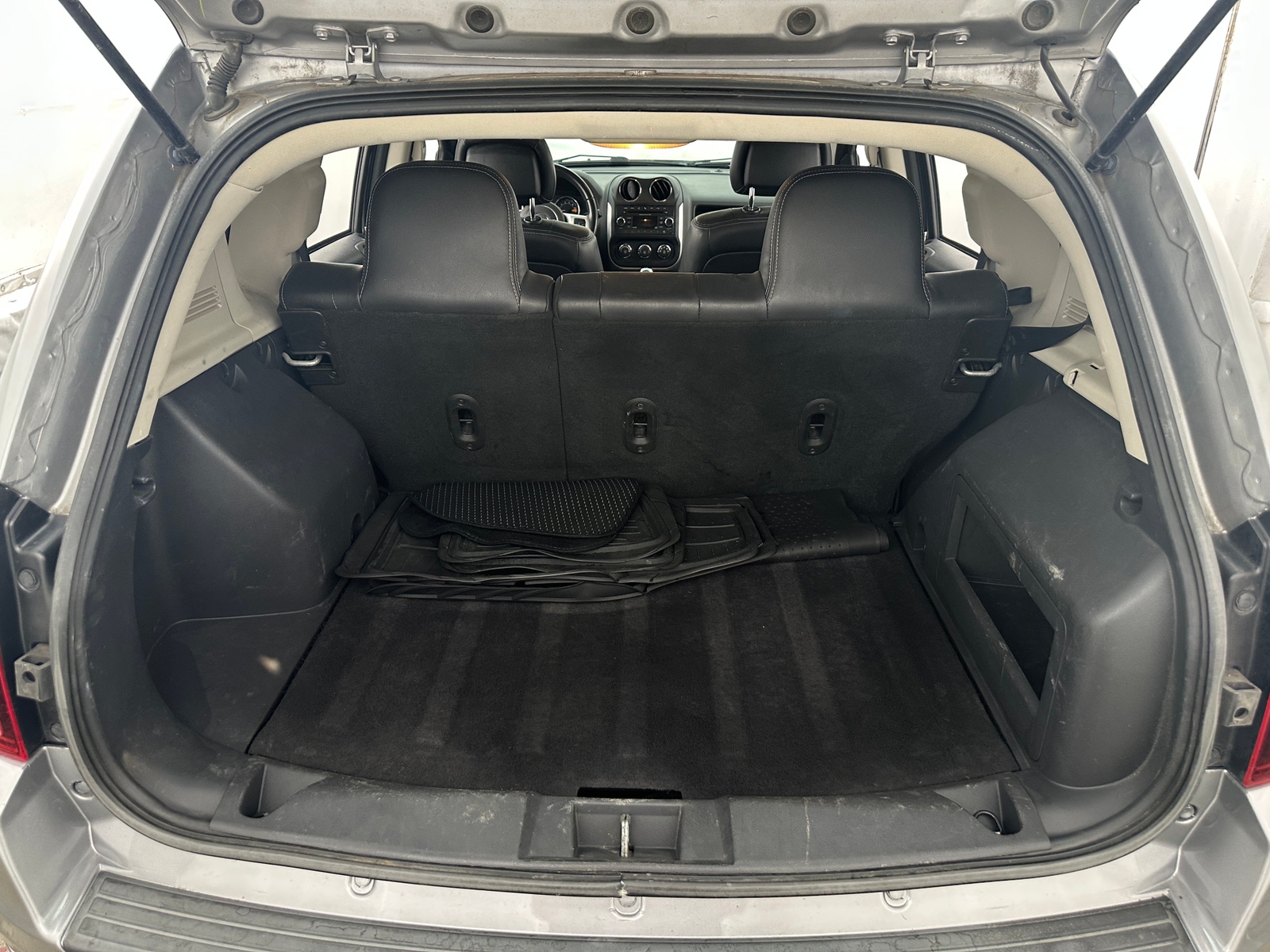 Thumbnail: 2017 Jeep Compass - 7